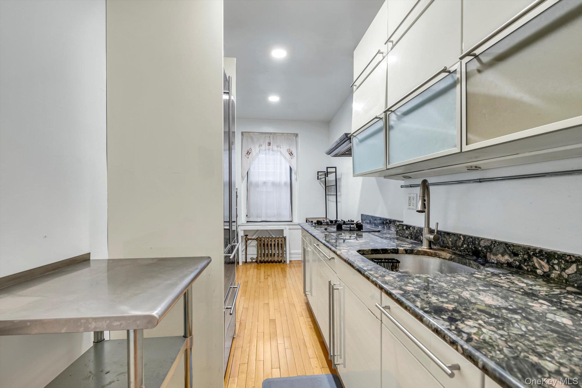 #8 photo, 72-34 Austin Street, Forest Hills , NY 11375