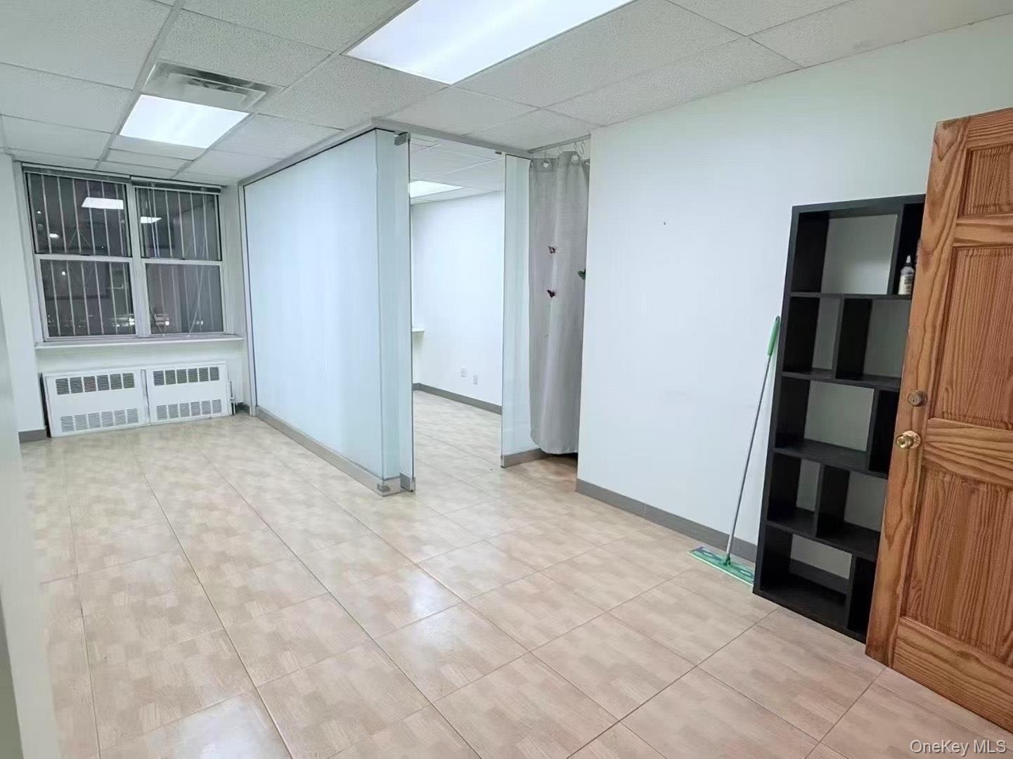 #5 photo, 4125 Kissena Boulevard, Flushing , NY 11355