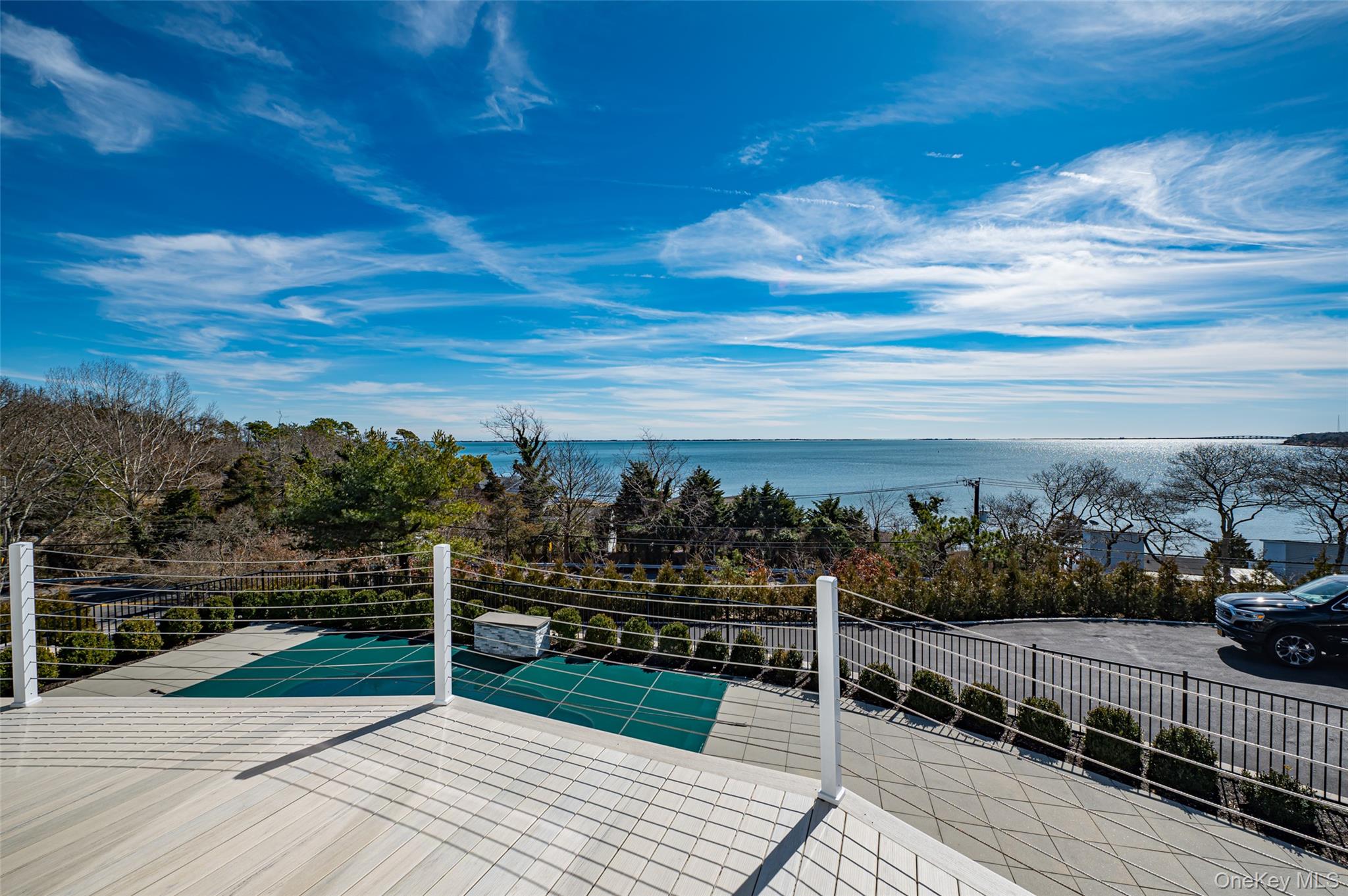 #7 photo, 321 E Montauk Highway, Hampton Bays , NY 11946