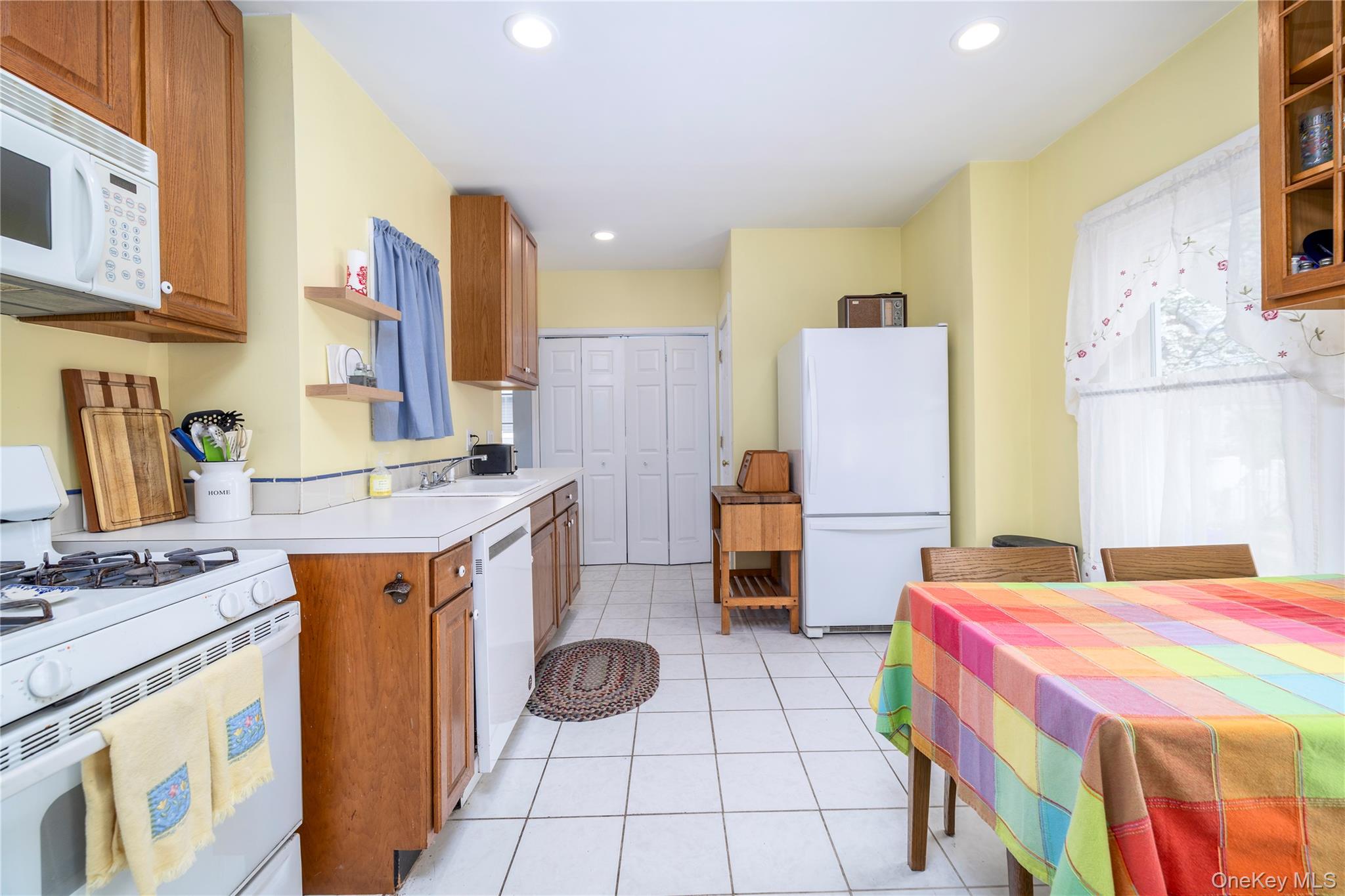 #11 photo, 23 Plainfield Avenue, East Rockaway , NY 11518