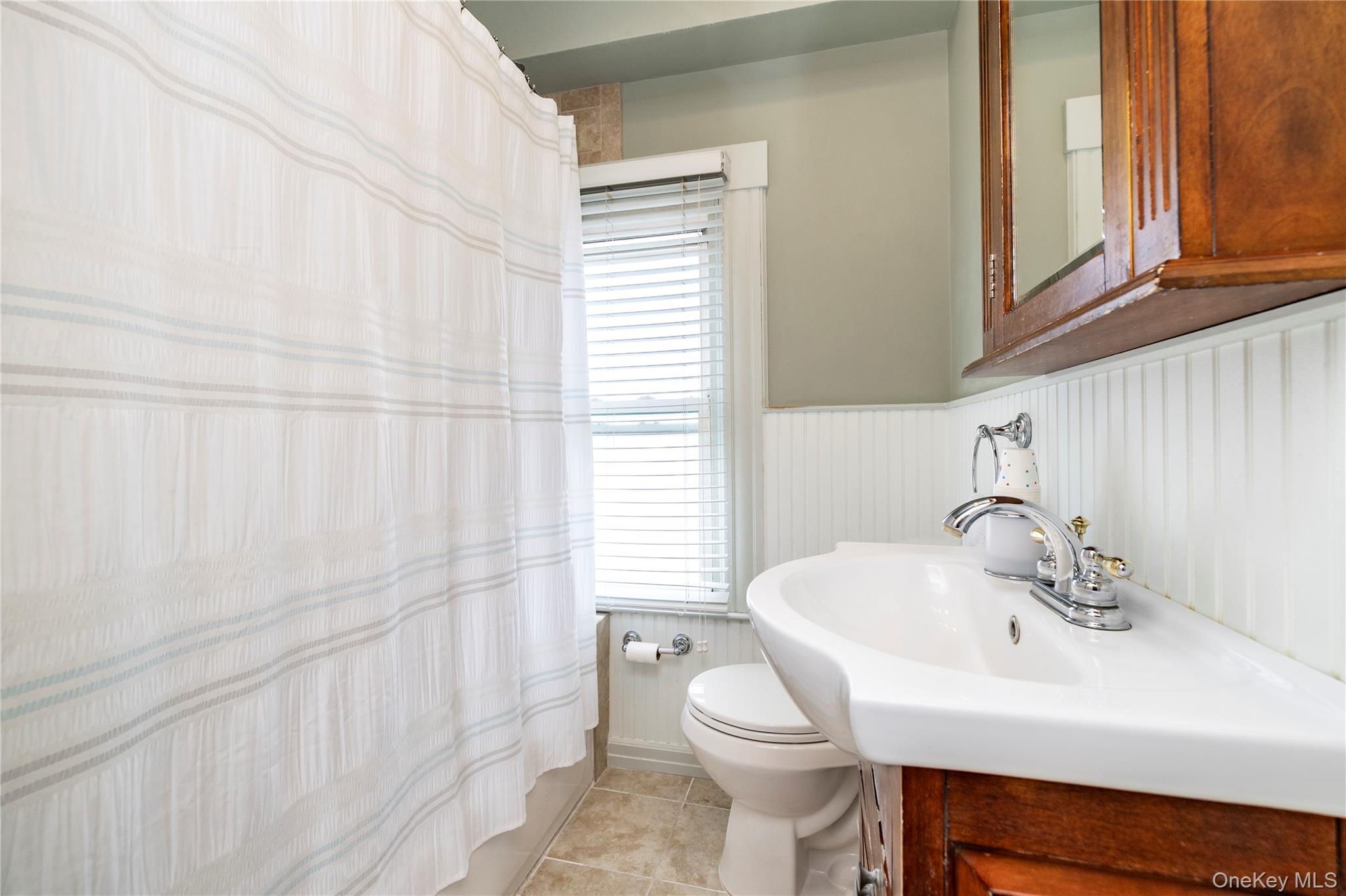 #16 photo, 23 Plainfield Avenue, East Rockaway , NY 11518