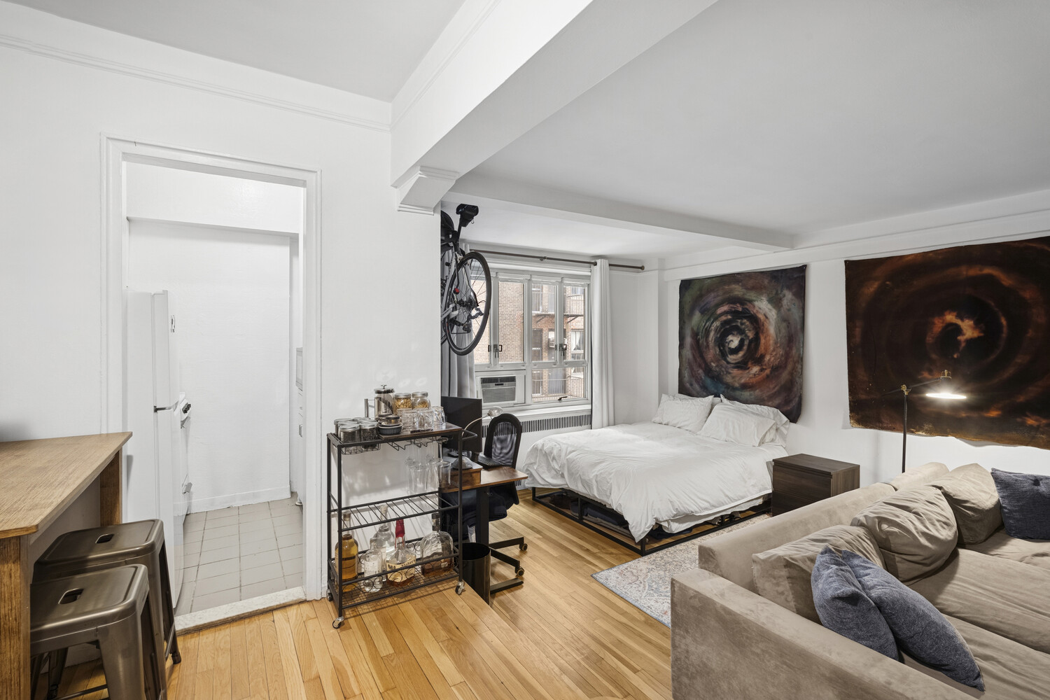 #7 photo, 200 W 20TH Street, Chelsea , NY 10011