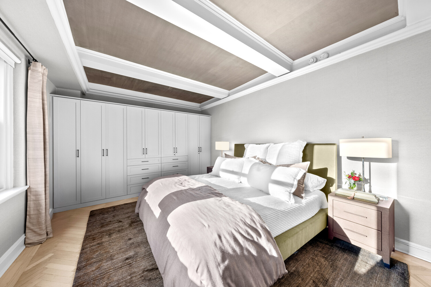 #10 photo, 160 CENTRAL Park S, Central Park South , NY 10019