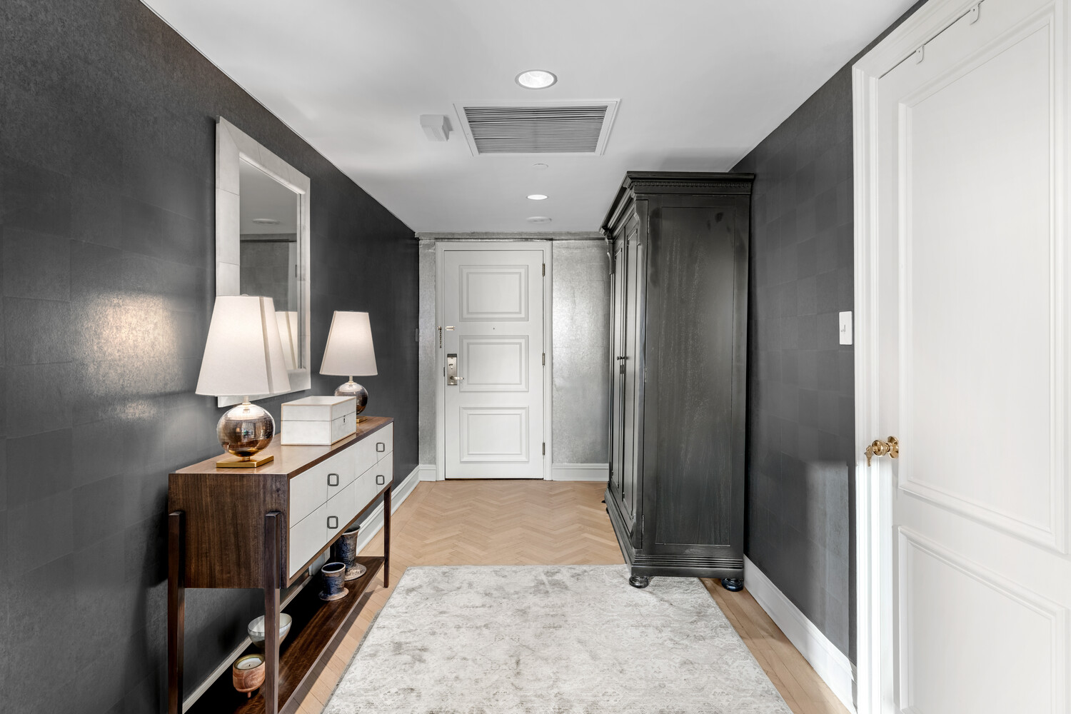 #4 photo, 160 CENTRAL Park S, Central Park South , NY 10019