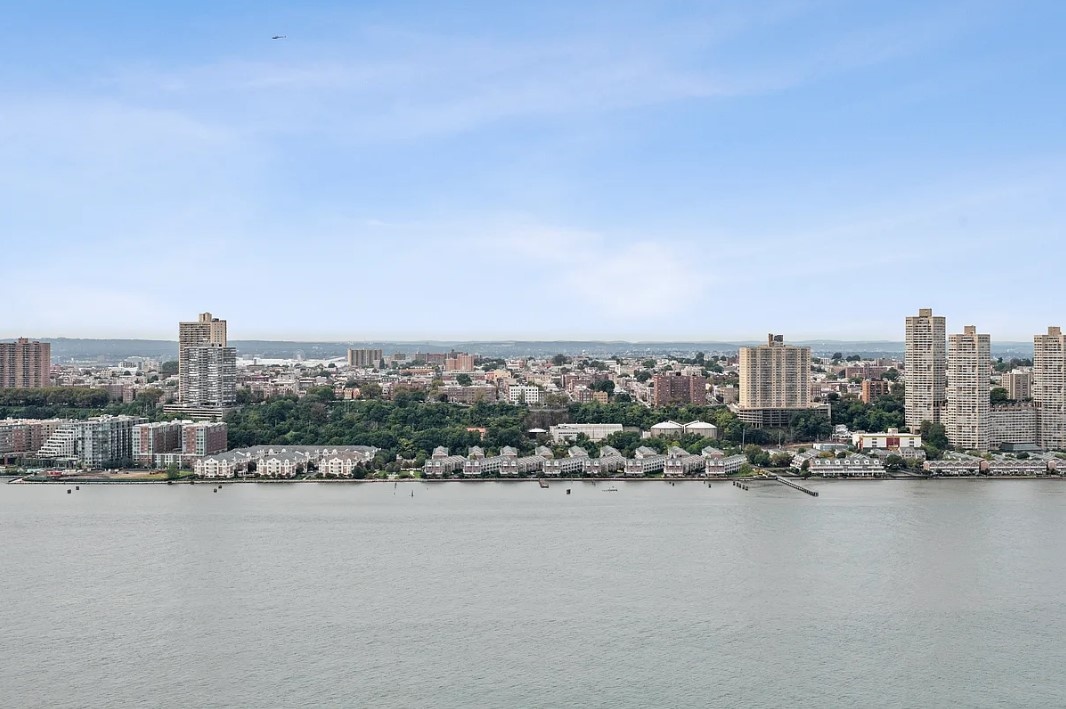 #3 photo, New York City, Lincoln Square , NY 10069