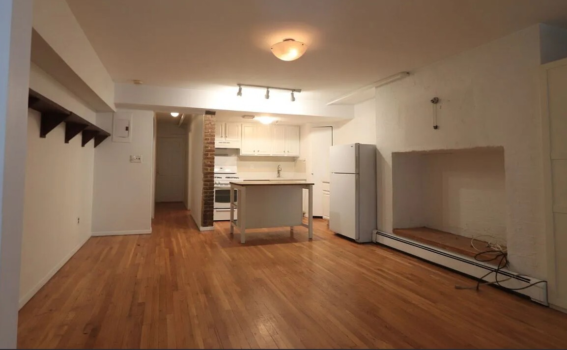 #11 photo, 206 PRESIDENT Street, Carroll Gardens , NY 11231