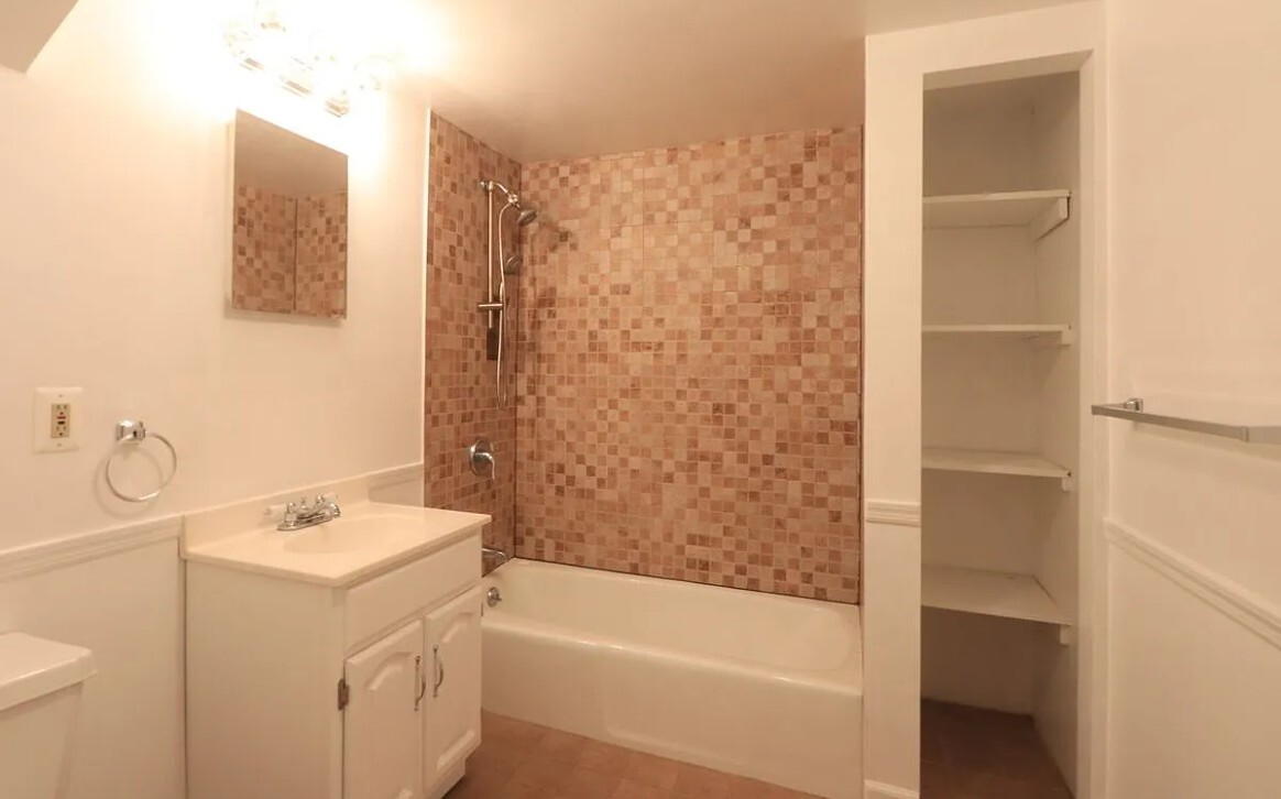 #9 photo, 206 PRESIDENT Street, Carroll Gardens , NY 11231