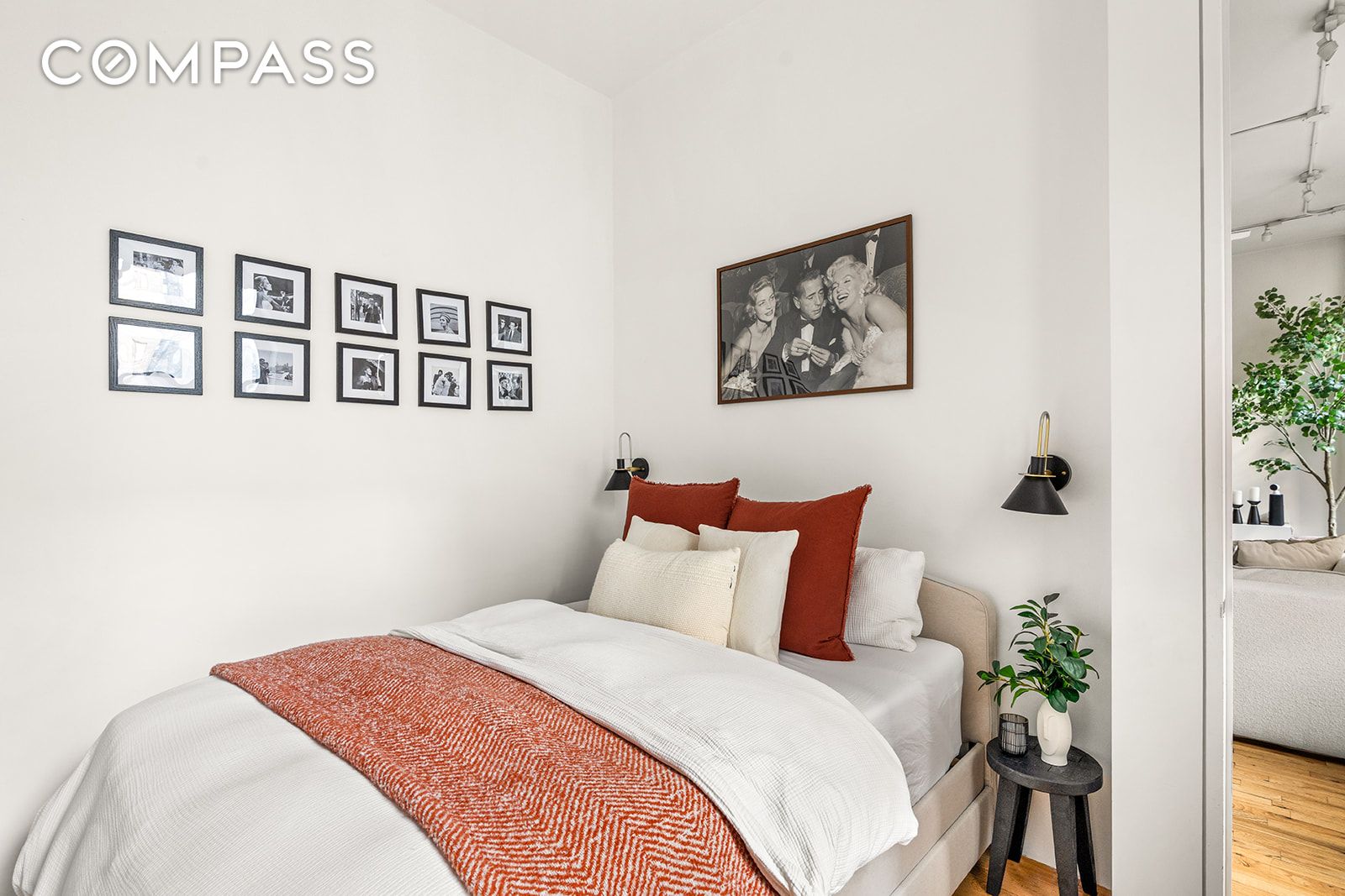 #11 photo, 105 5th Avenue, Flatiron , NY 10003