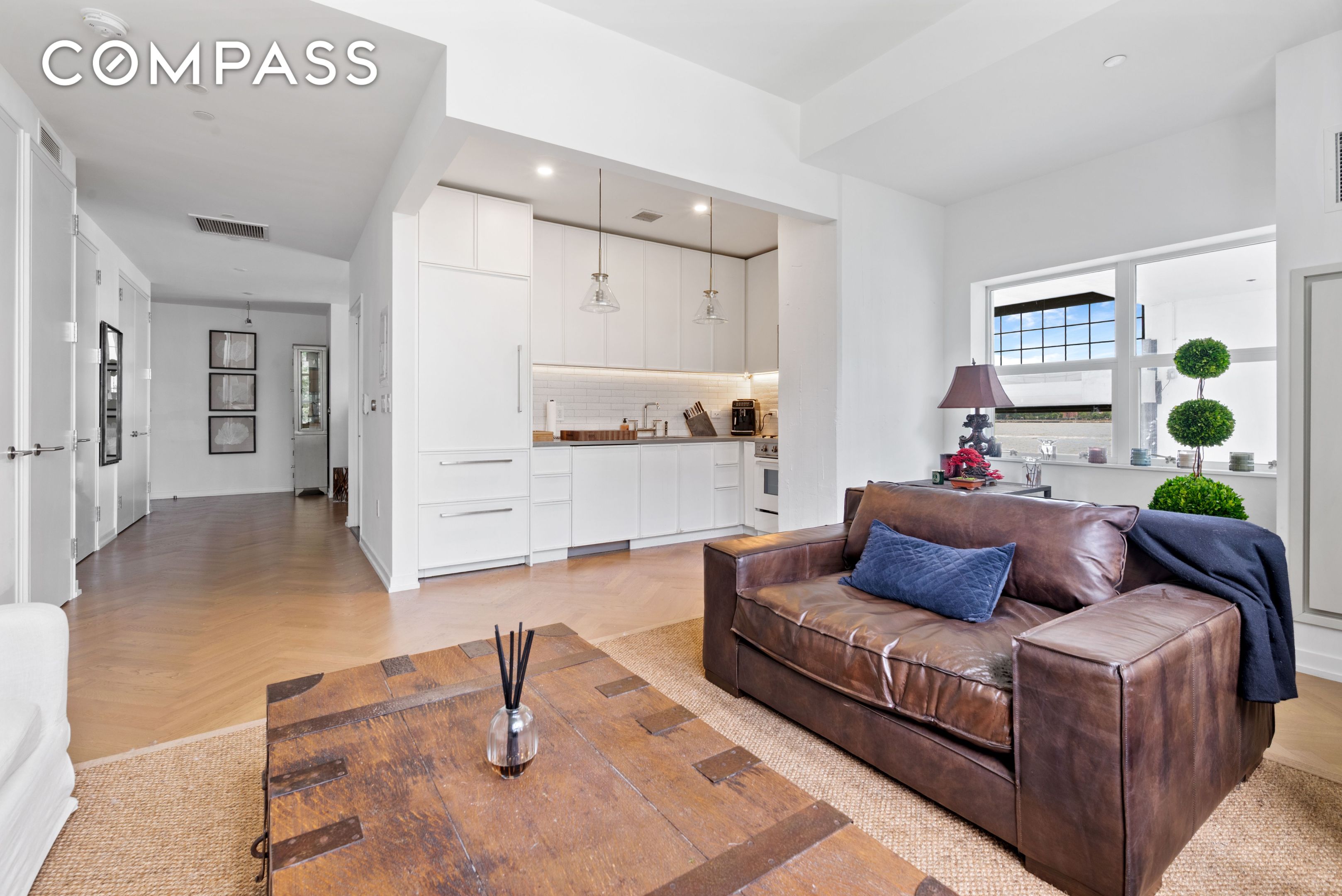 #4 photo, Brooklyn, Williamsburg , NY 11249