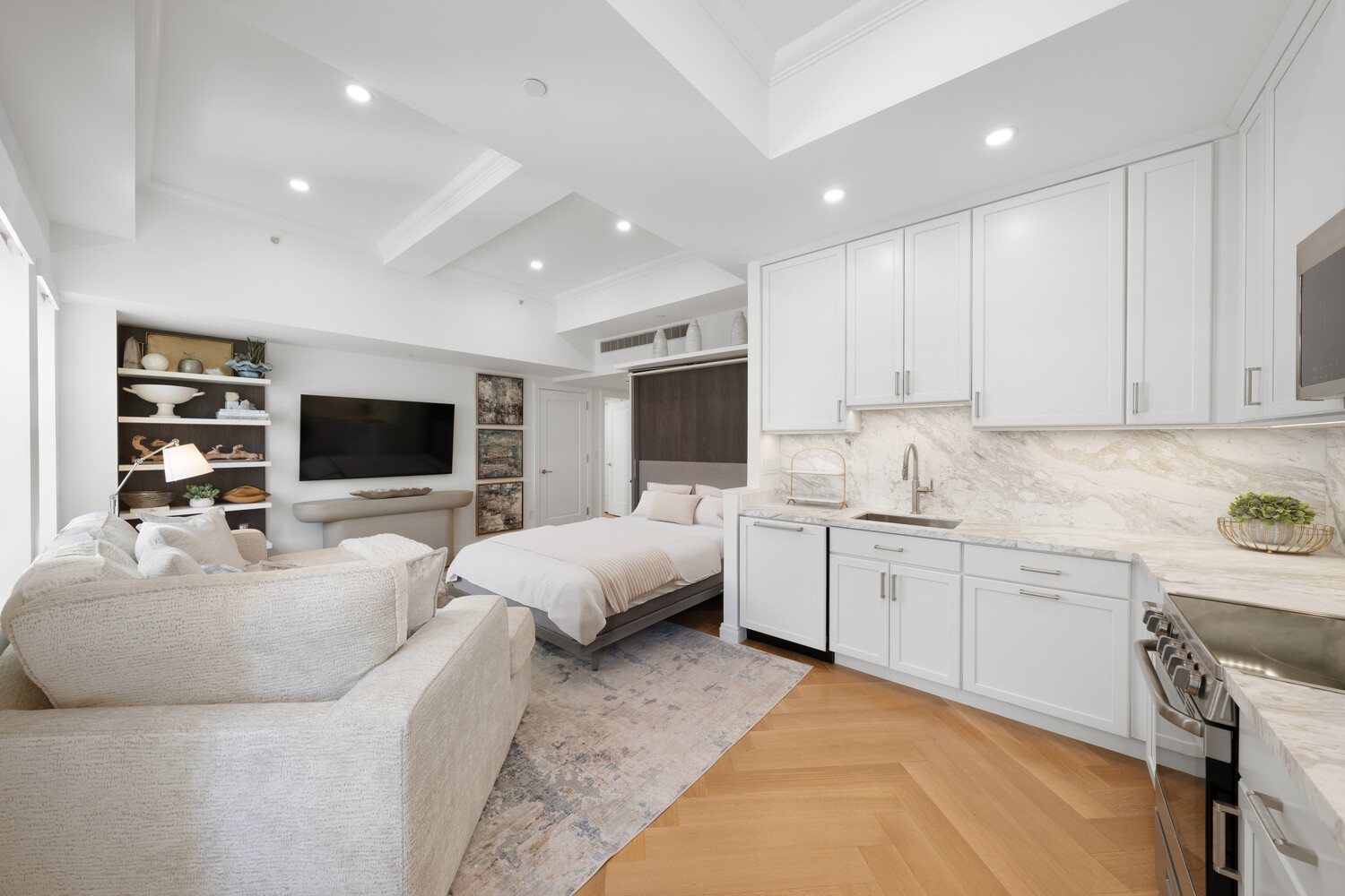 #7 photo, 160 CENTRAL Park S, Central Park South , NY 10019