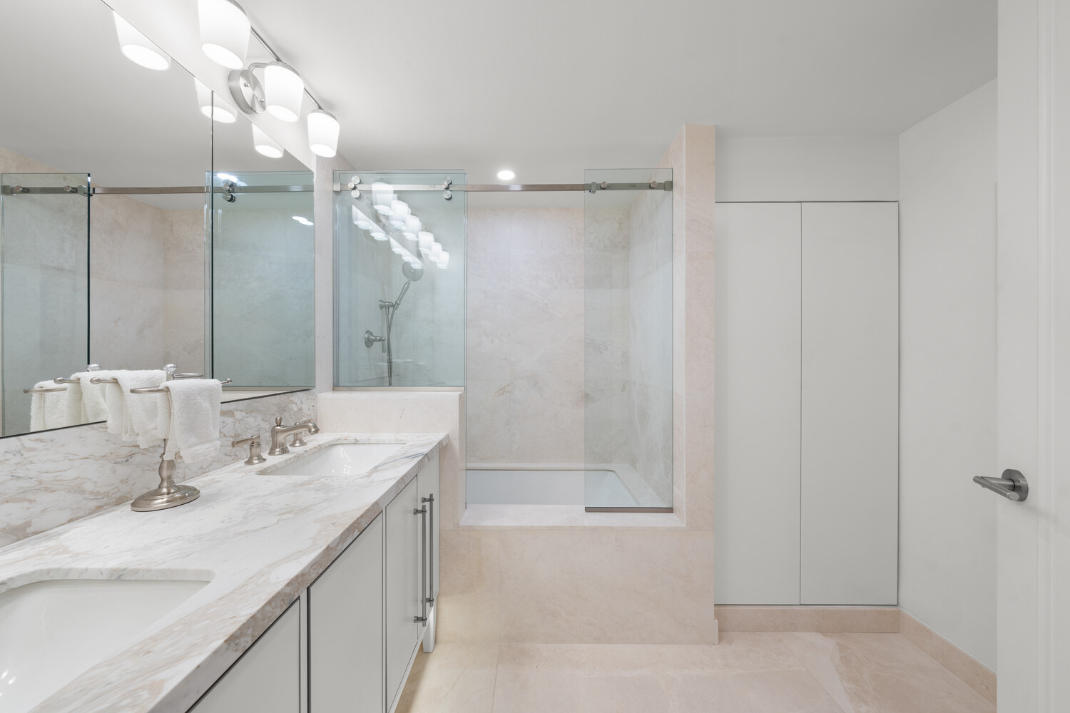 #9 photo, 160 CENTRAL Park S, Central Park South , NY 10019