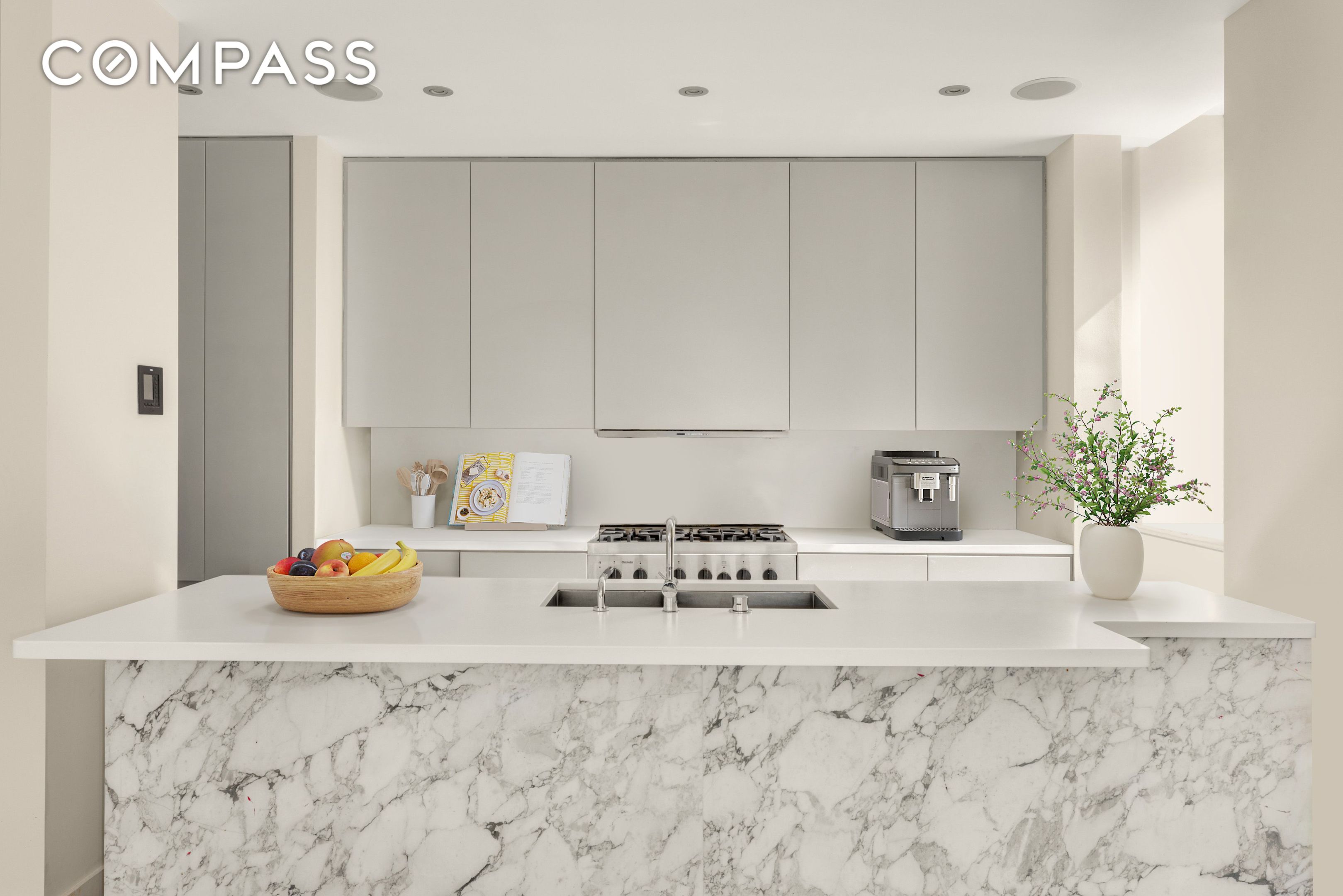 #5 photo, 66 Leonard Street, Tribeca , NY 10013