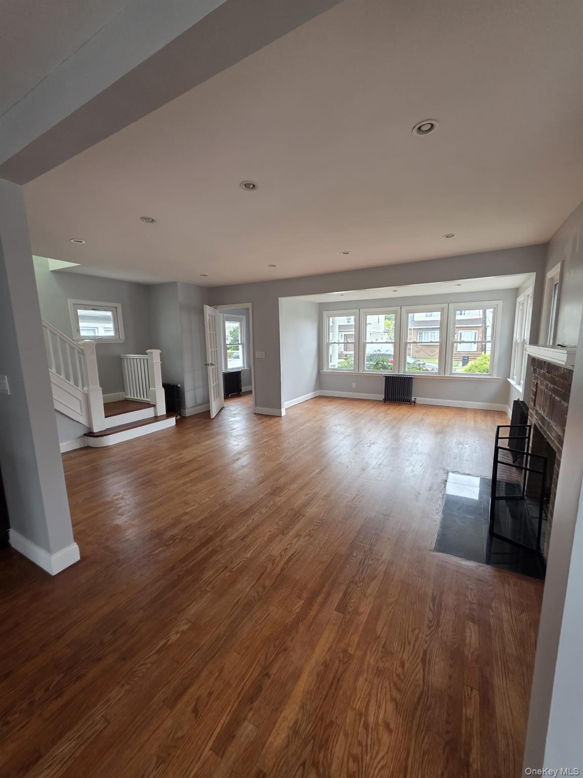 #8 photo, 109-73 200th Street, Saint Albans , NY 11412