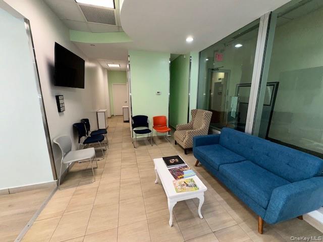 #6 photo, 625 E Fordham Road, Bronx , NY 10458