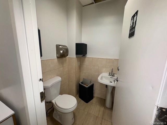 #8 photo, 625 E Fordham Road, Bronx , NY 10458