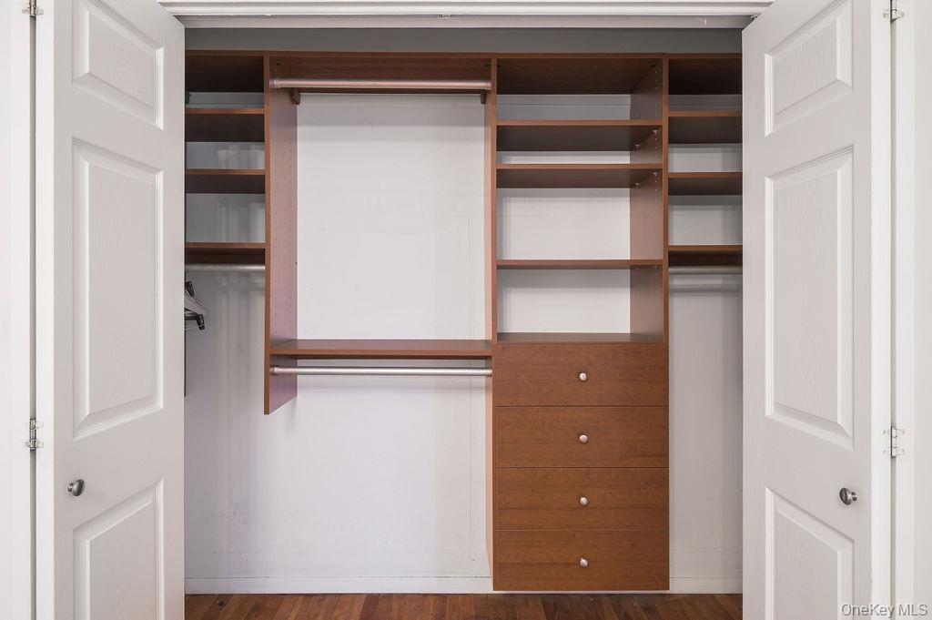 #15 photo, 103 Wiltshire Road, Scarsdale , NY 10583