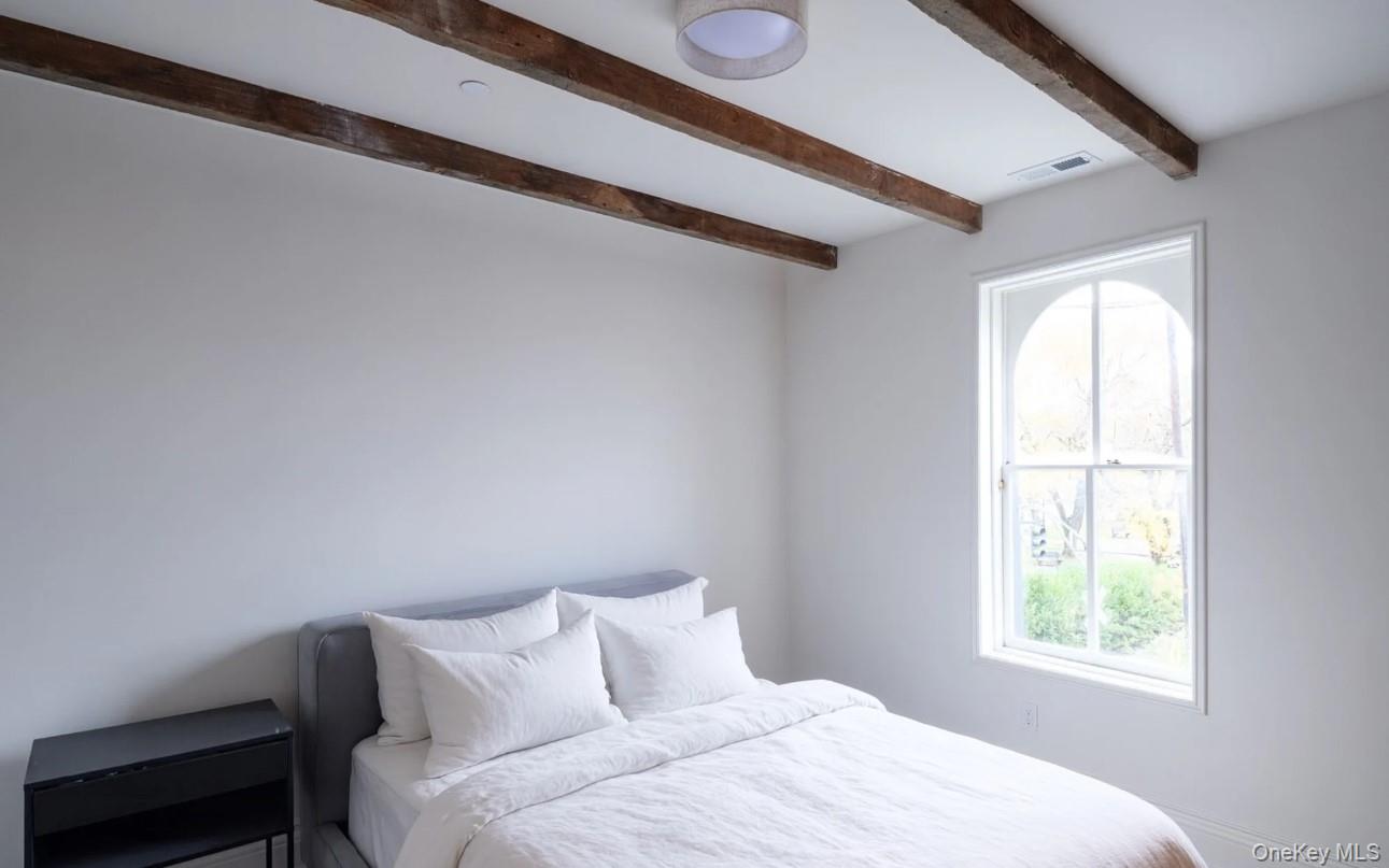 #10 photo, 702-704 Columbia Street, Hudson , NY 12534