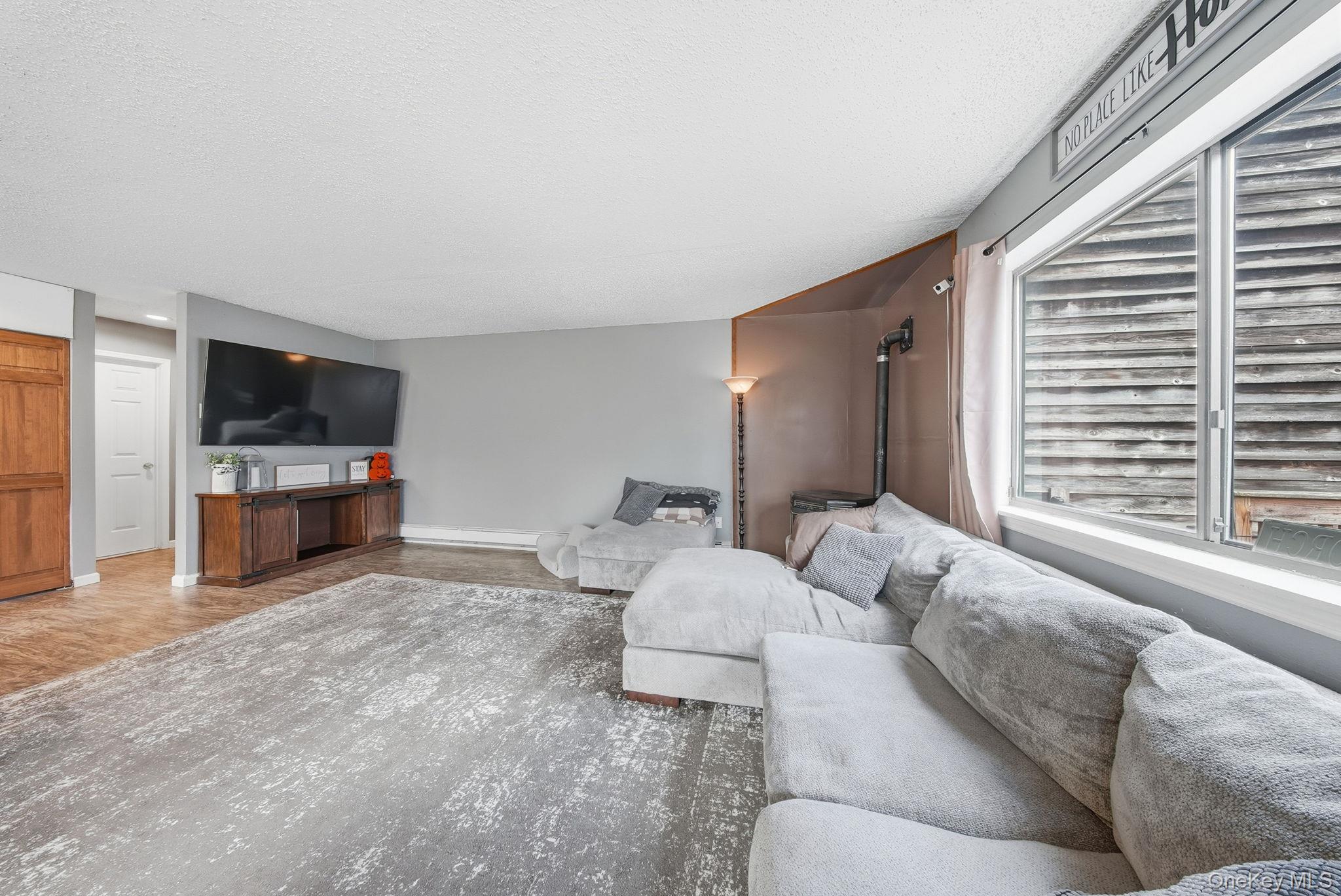 #7 photo, 30 Edelweiss Drive, Woodridge , NY 12789