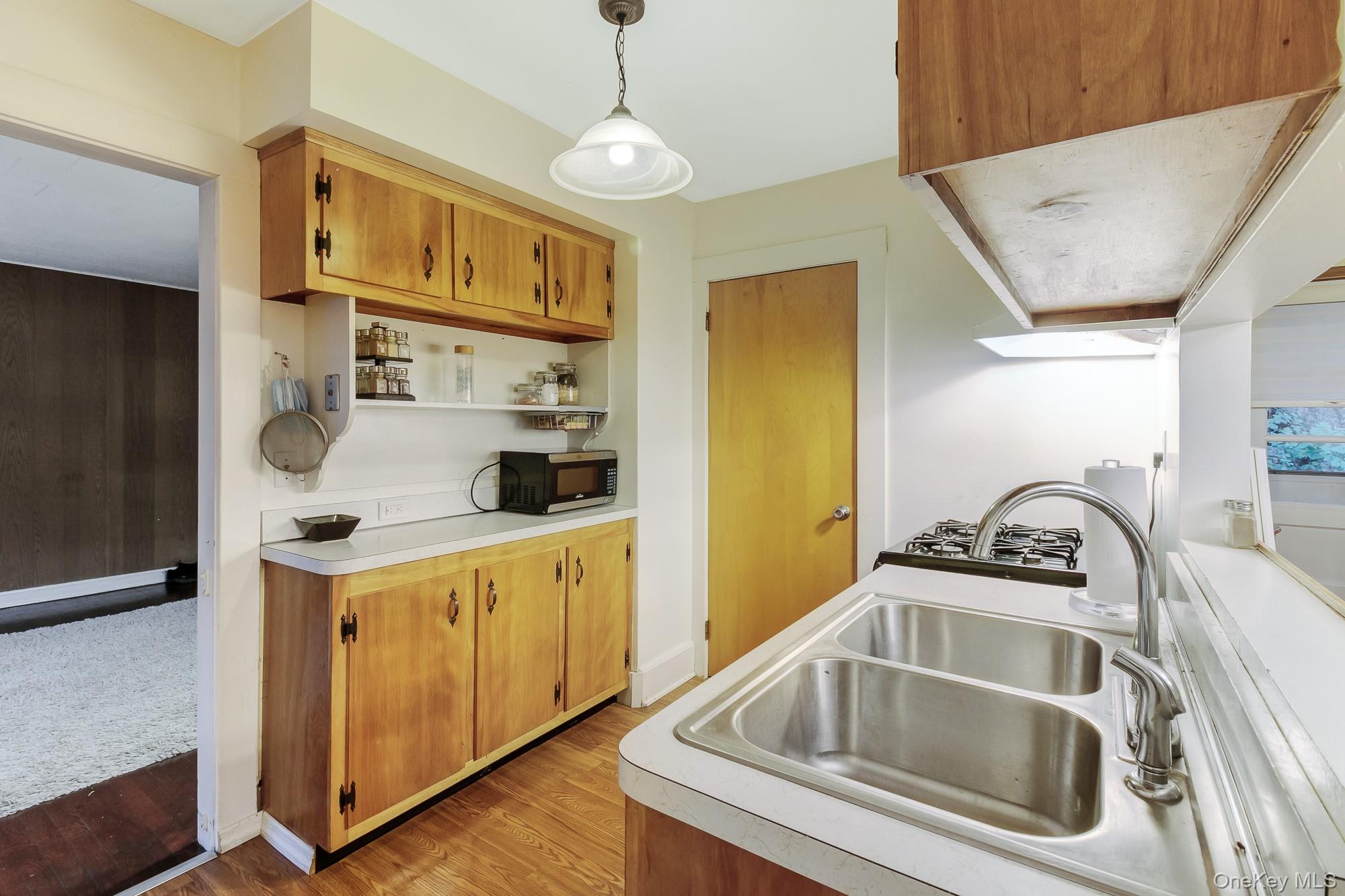 #4 photo, 23 S Airmont Road, Suffern , NY 10901