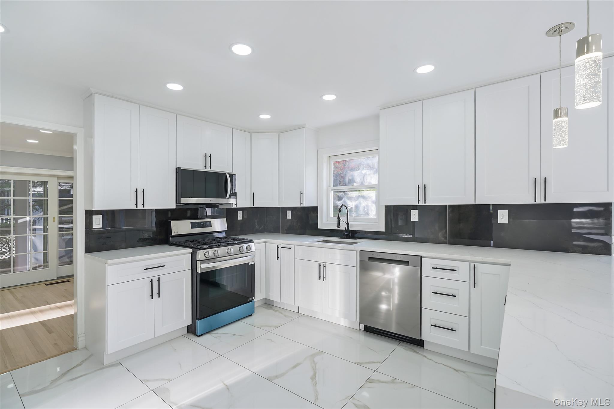 #3 photo, 95 Wellington Court, Yorktown Heights , NY 10598