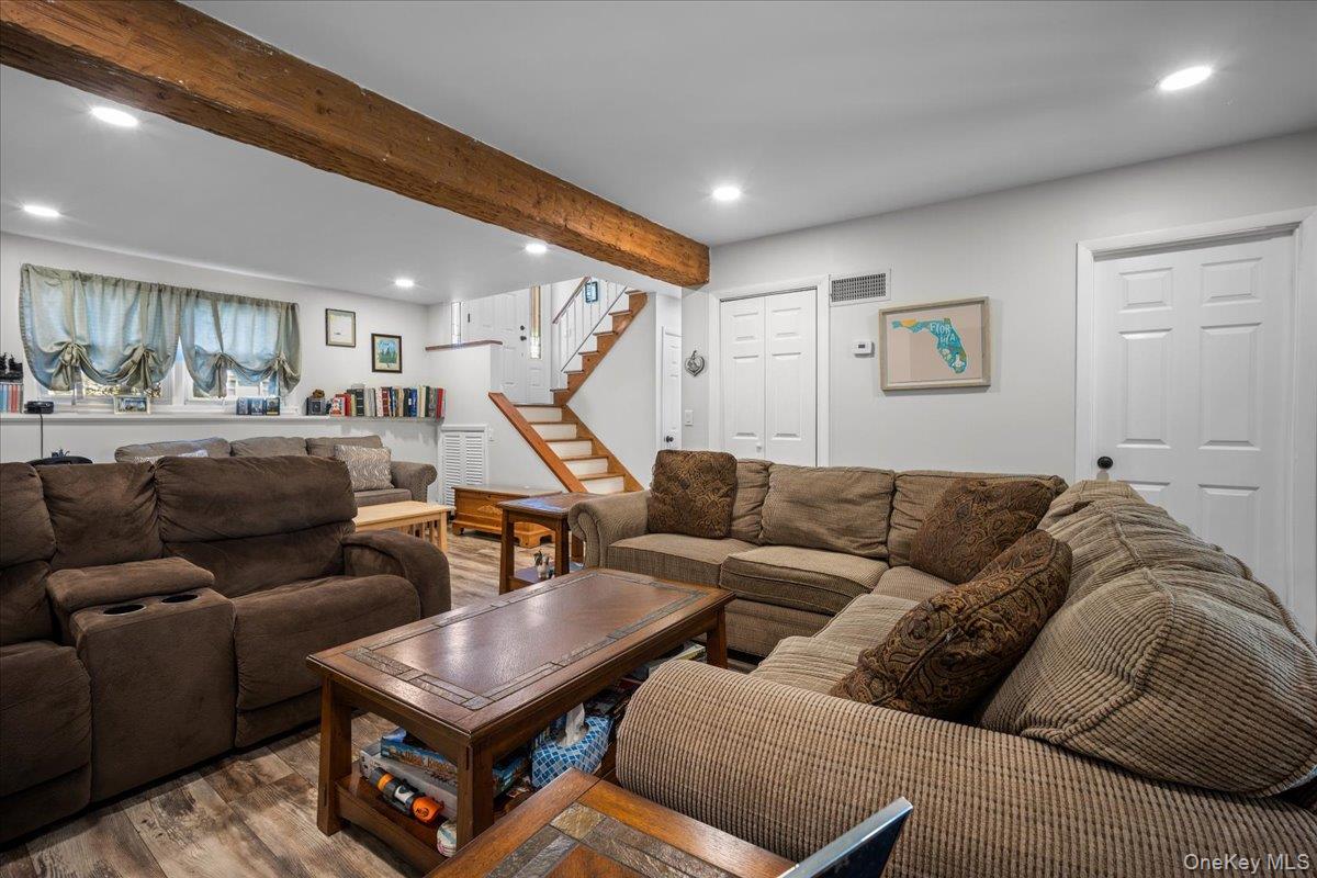 #19 photo, 10 Richard Road, Mahopac , NY 10541