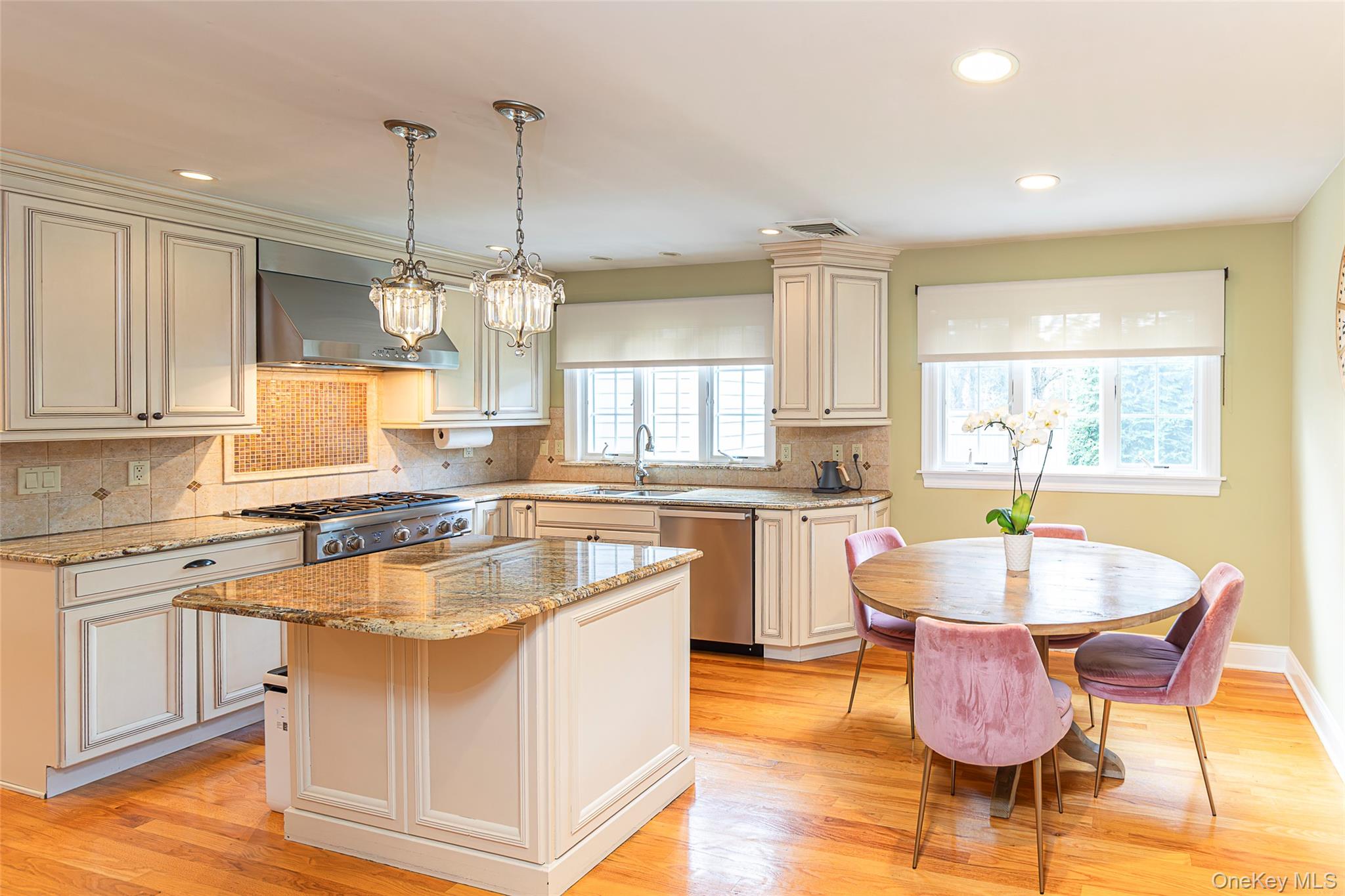 #12 photo, 52 Woodland Avenue, Bronxville , NY 10708