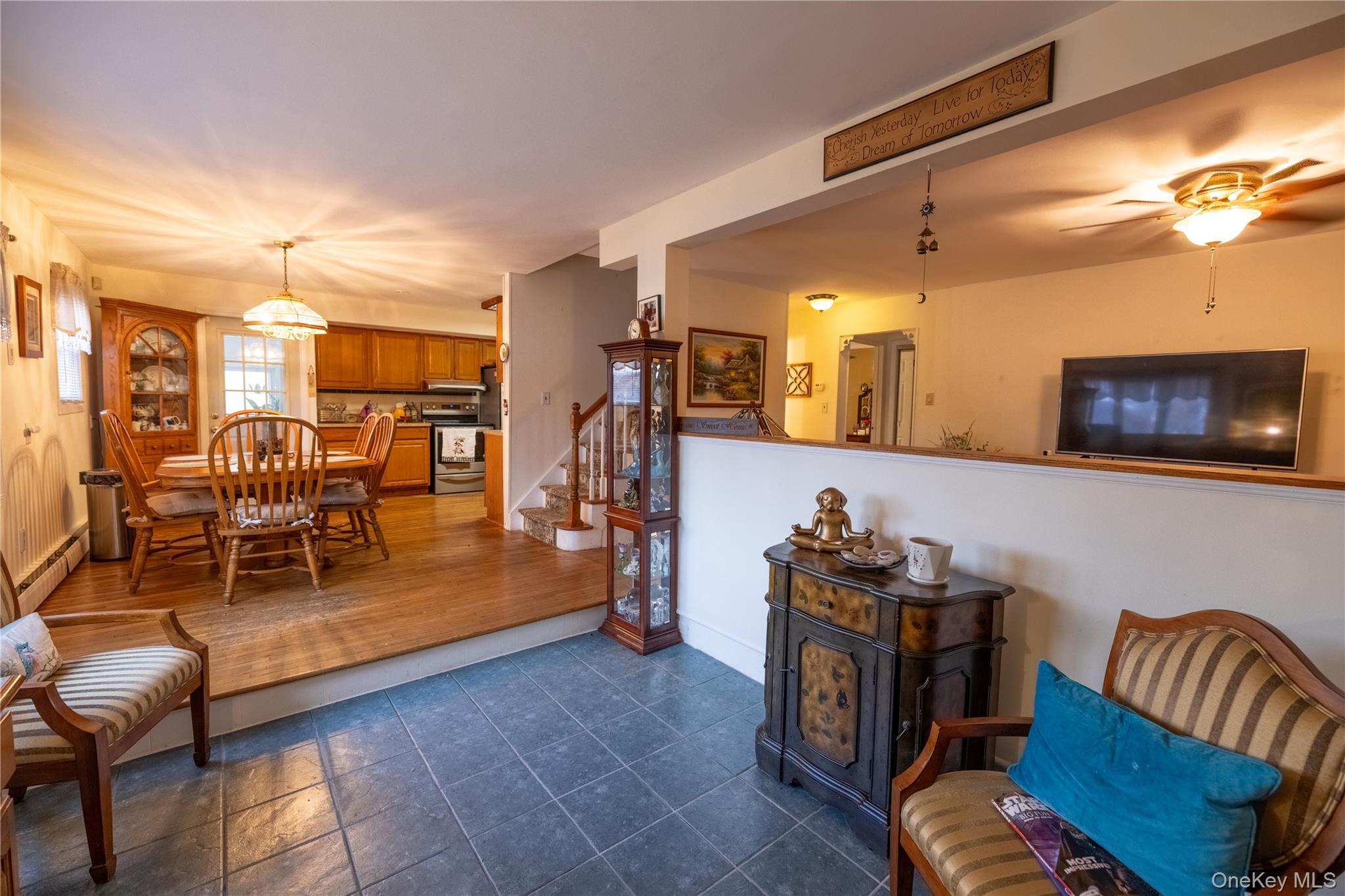 #6 photo, 2 Bernard Street, Massapequa , NY 11758