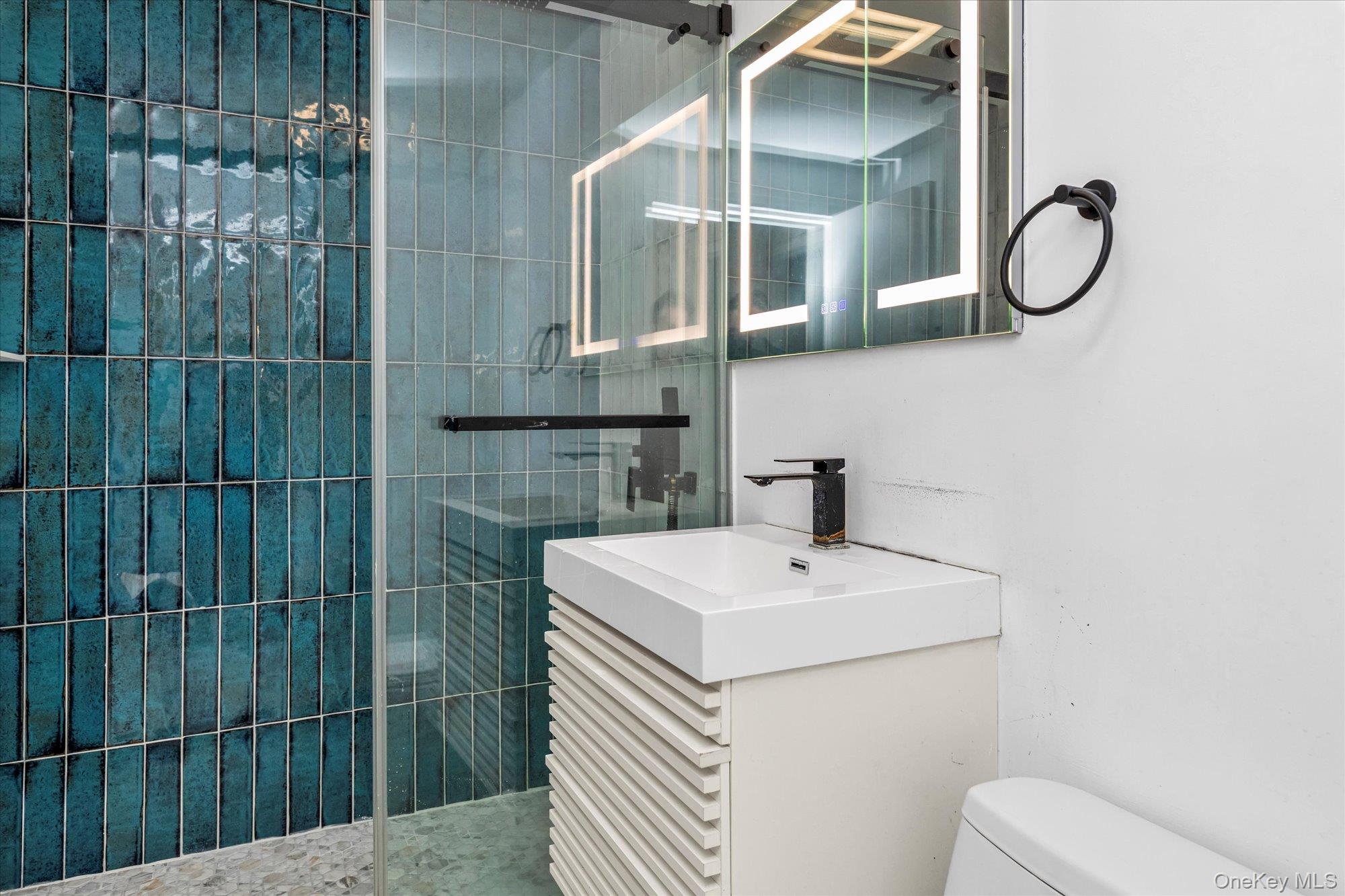 #8 photo, 125-10 Queens Boulevard, Kew Gardens , NY 11415