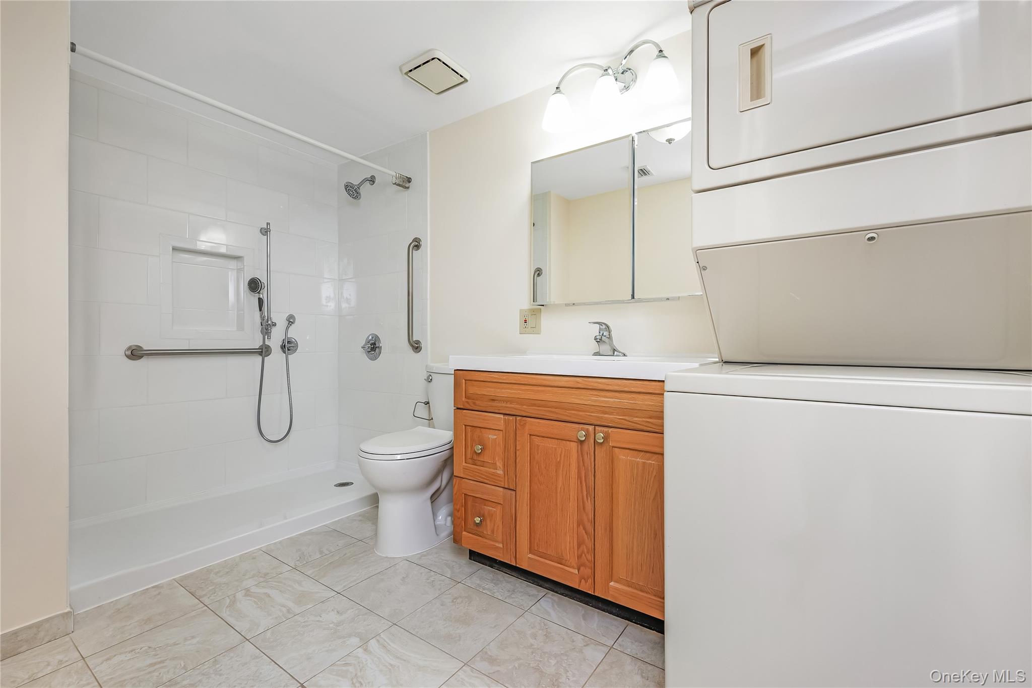 #13 photo, 20 Laurel Avenue, East Islip , NY 11730