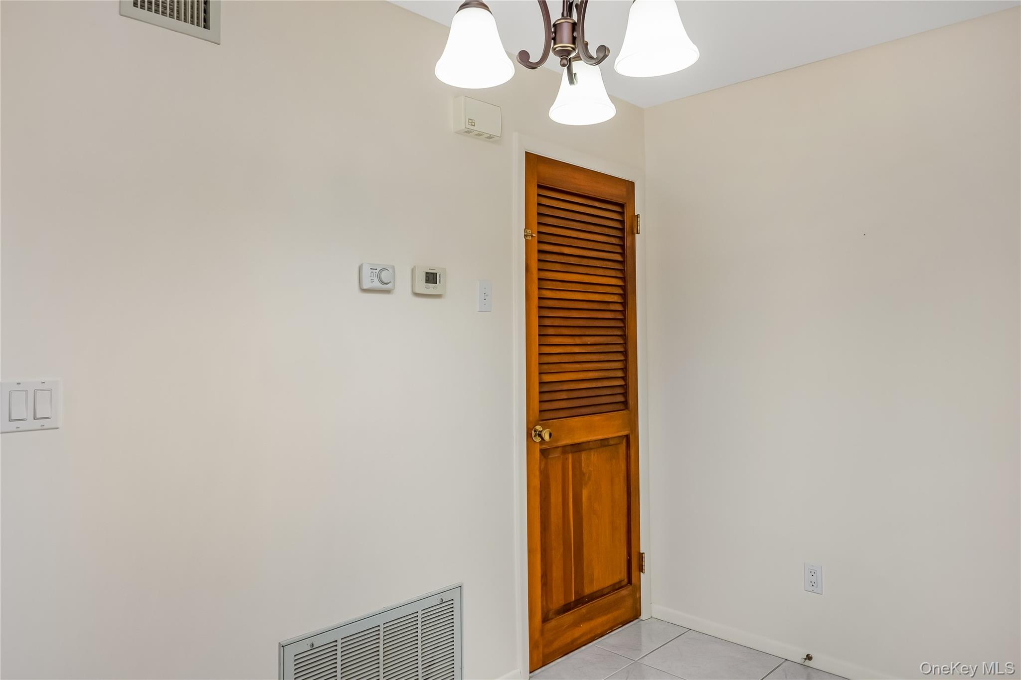 #14 photo, 20 Laurel Avenue, East Islip , NY 11730