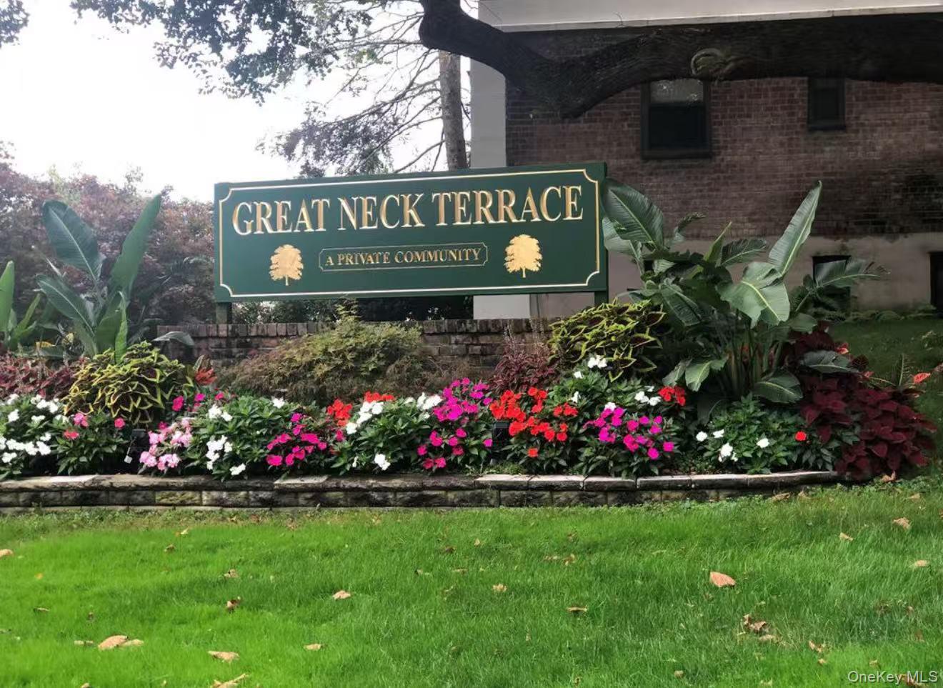 #4 photo, 8 W Mill Drive, Great Neck , NY 11021