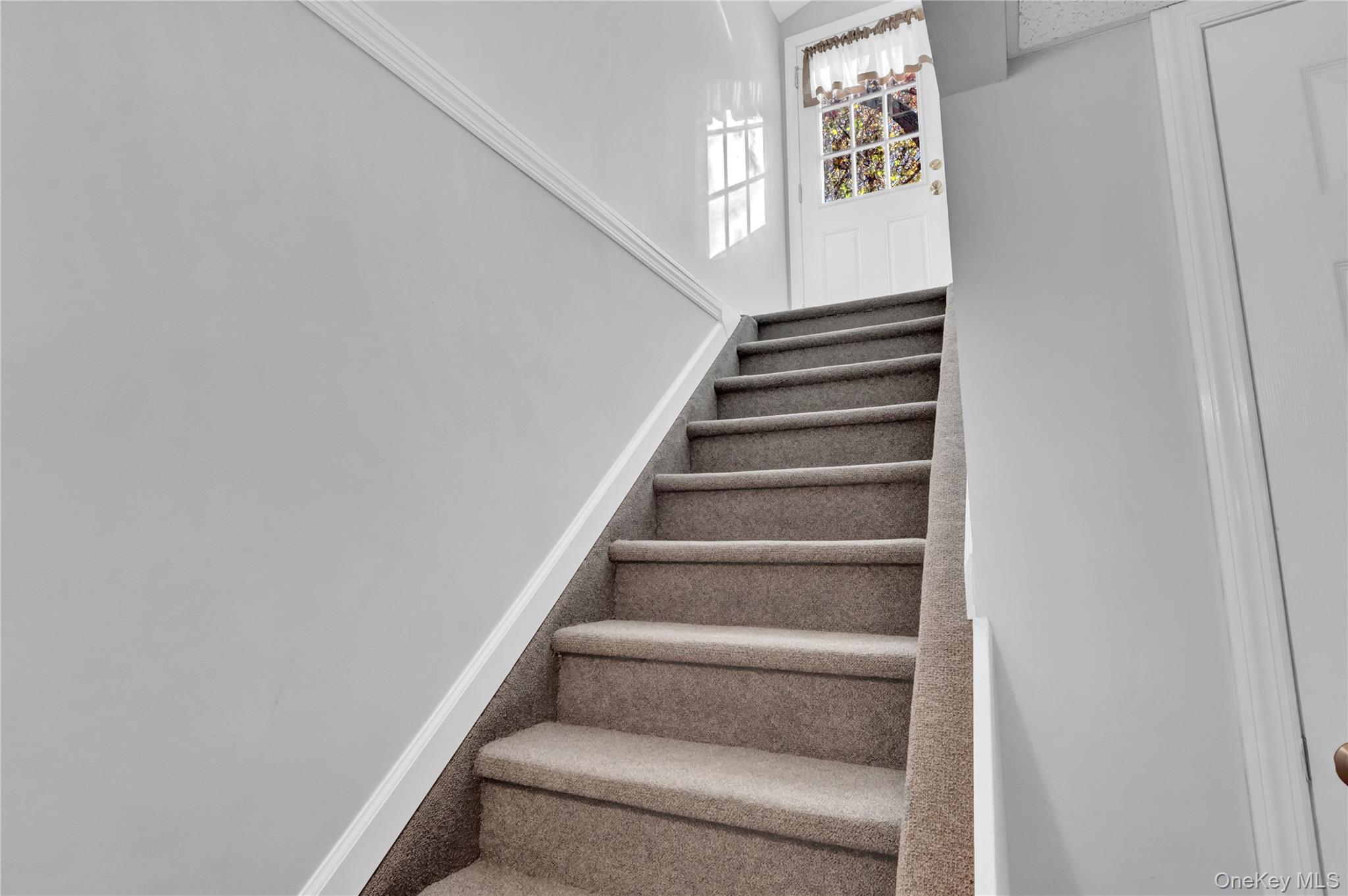 #16 photo, 5 Zenith Road, Rocky Point , NY 11778