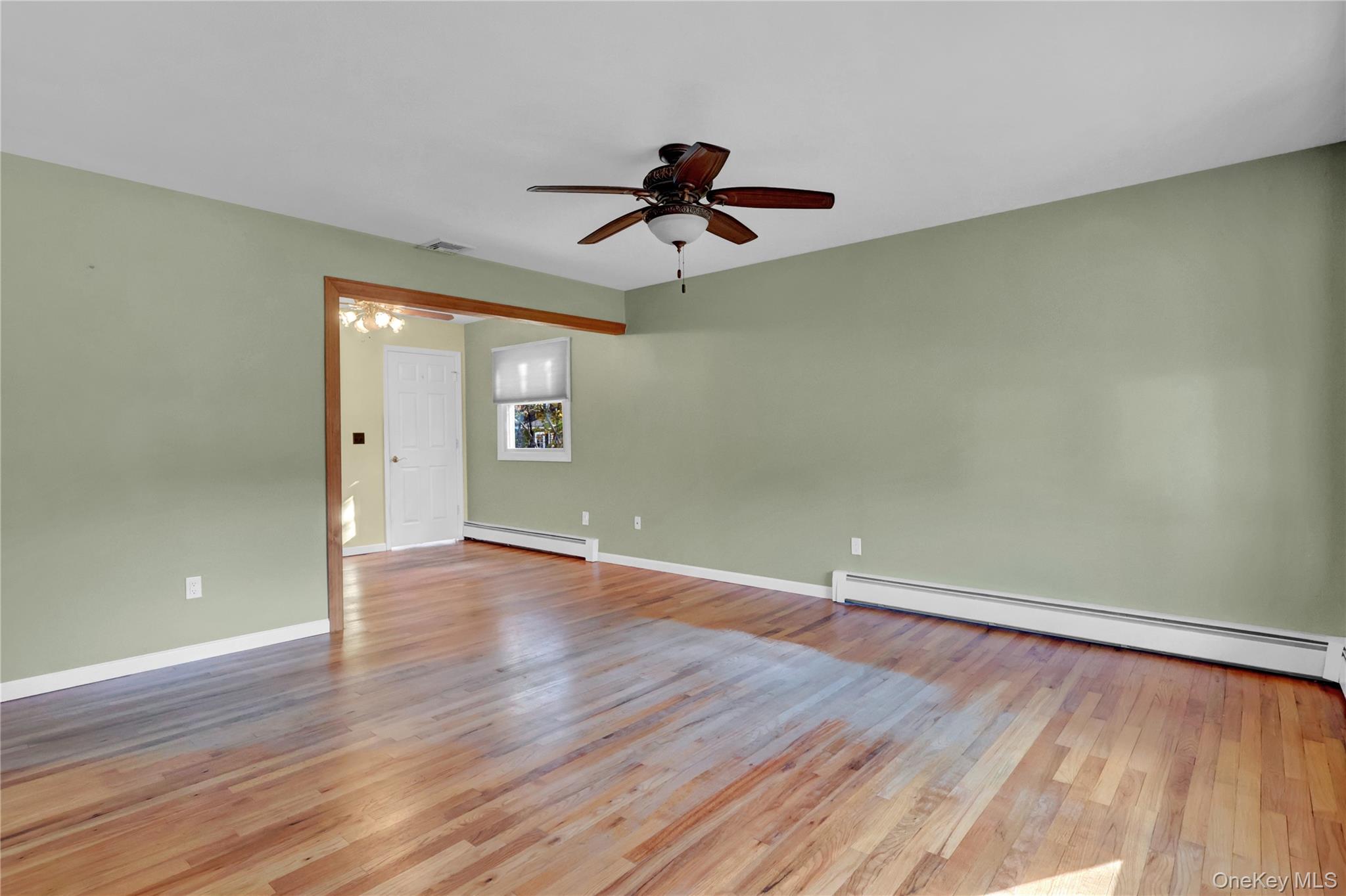 #4 photo, 5 Zenith Road, Rocky Point , NY 11778