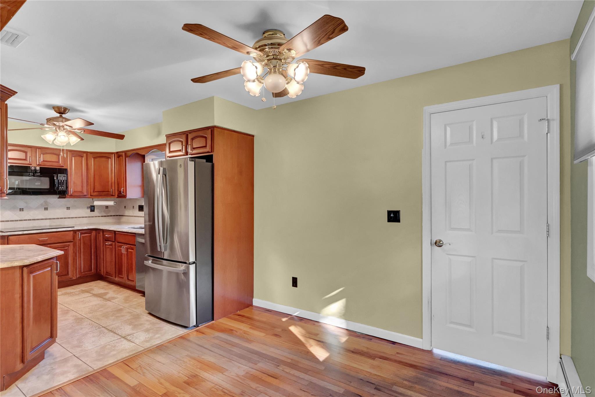 #7 photo, 5 Zenith Road, Rocky Point , NY 11778