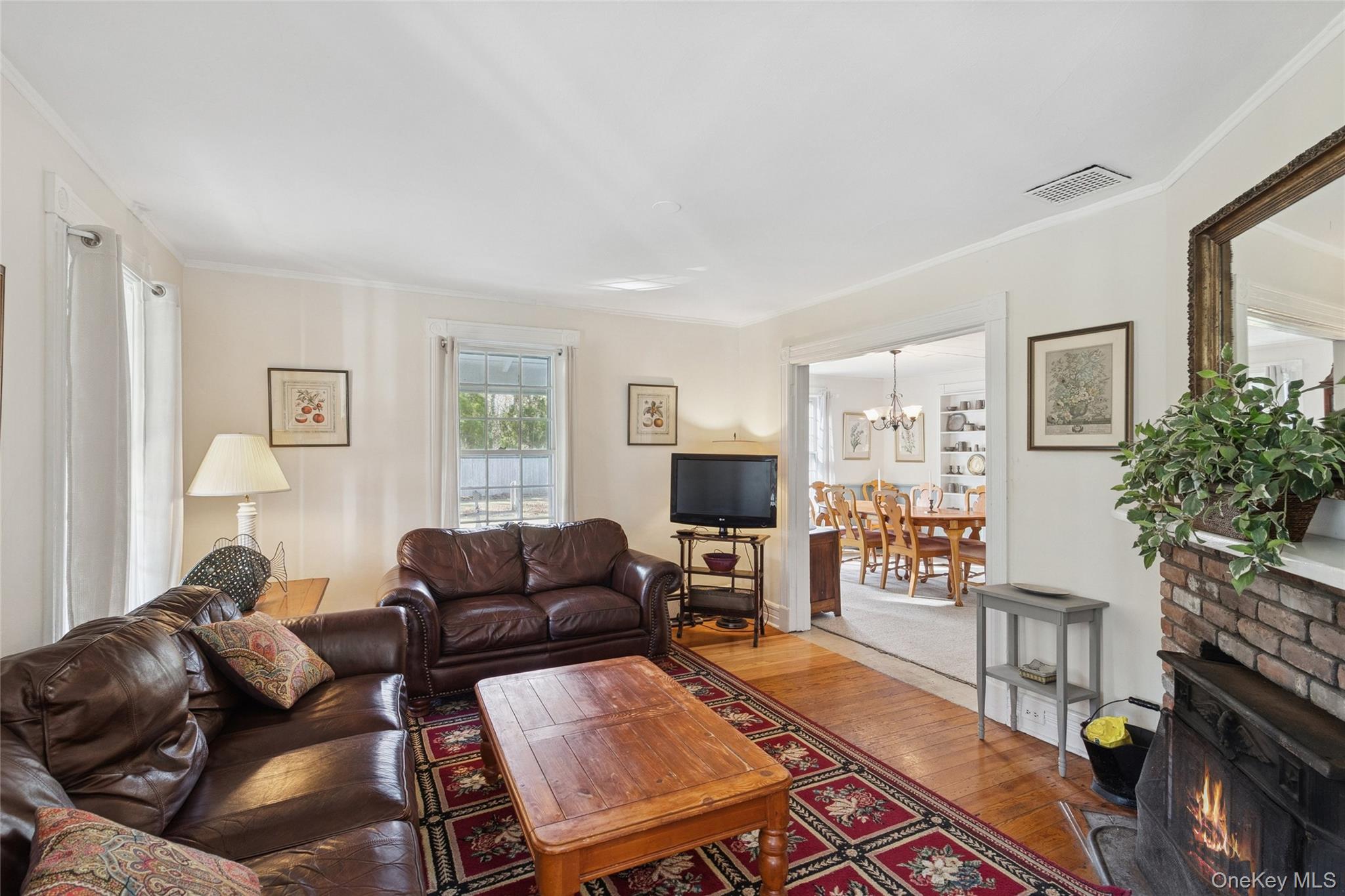 #6 photo, 718 Montauk Highway, East Quogue , NY 11942