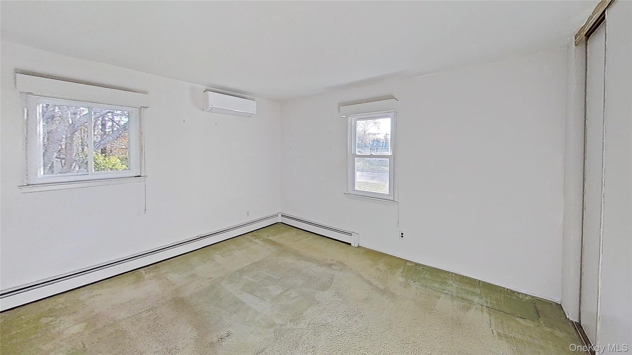 #17 photo, 25 Hawthorne Street, Mount Sinai , NY 11766