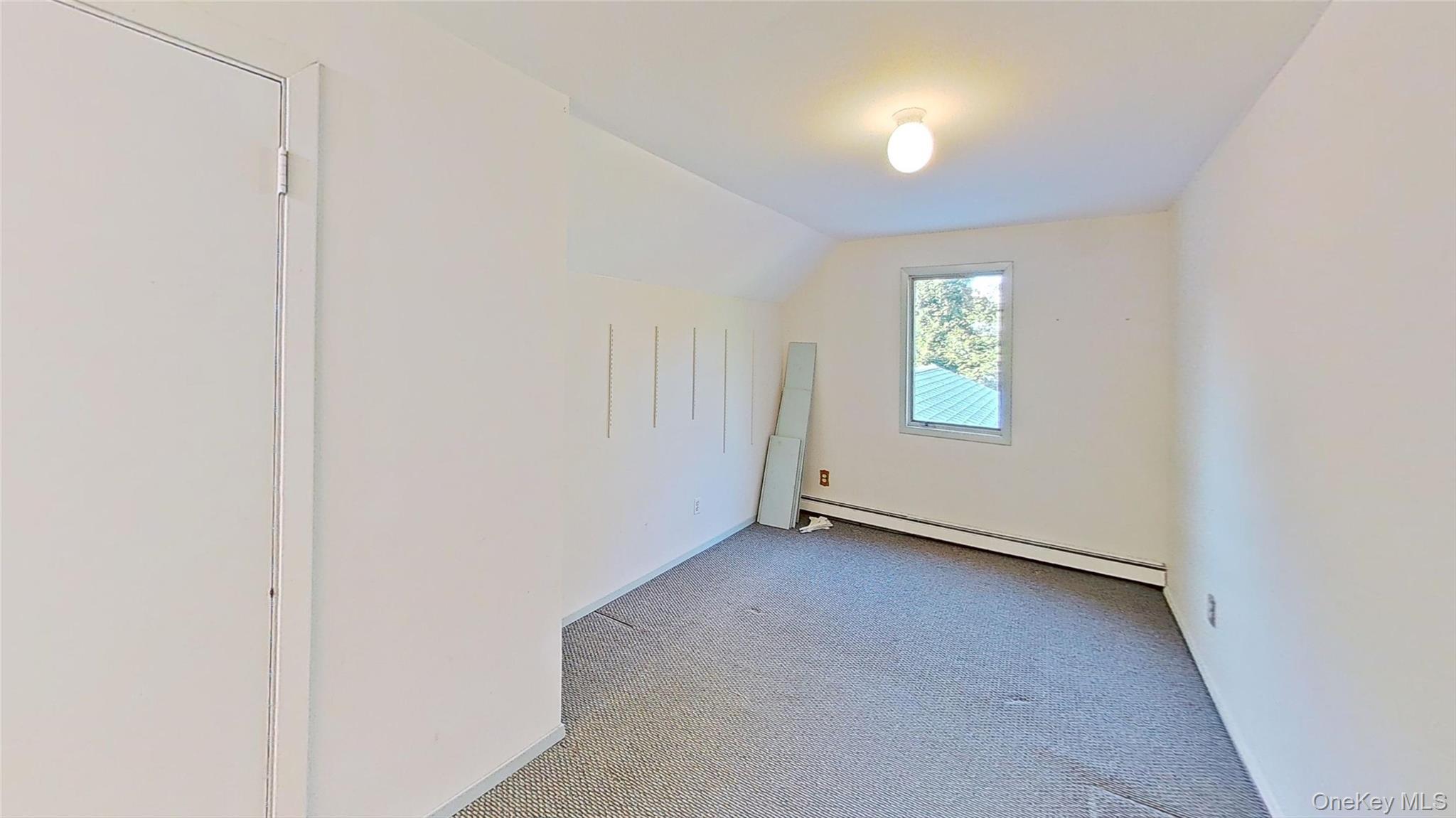 #18 photo, 25 Hawthorne Street, Mount Sinai , NY 11766