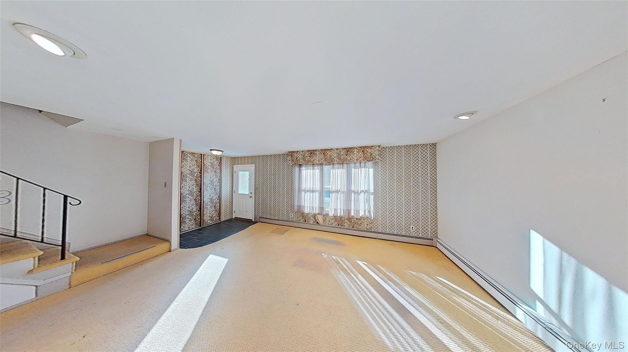 #8 photo, 25 Hawthorne Street, Mount Sinai , NY 11766