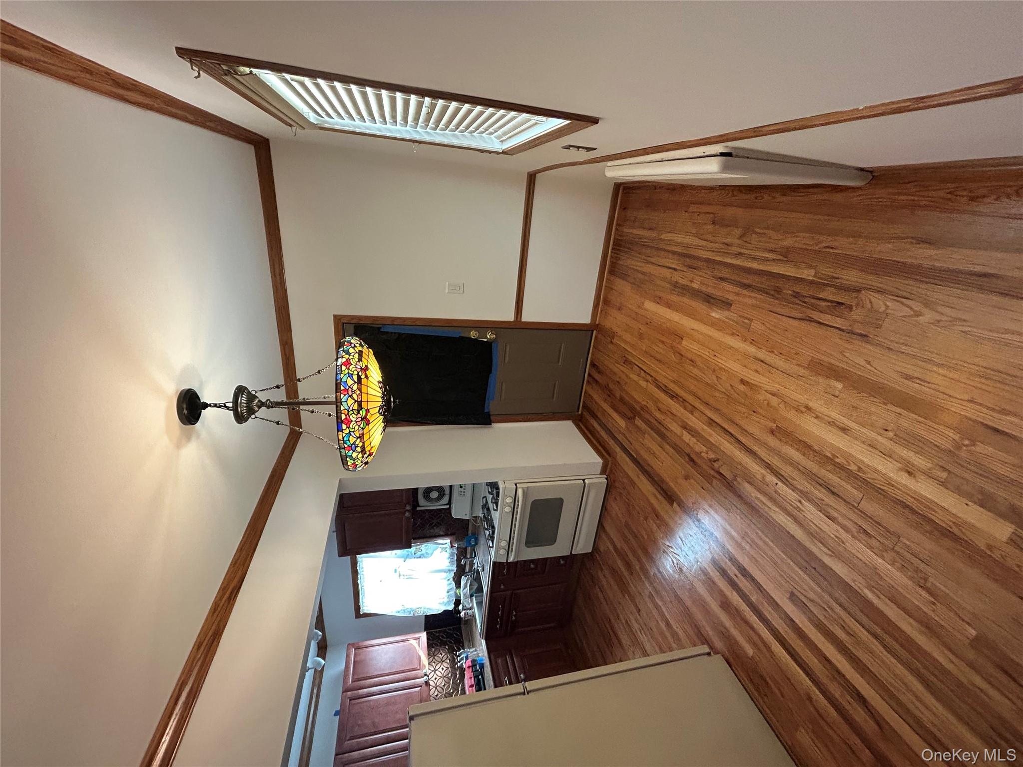 #4 photo, 420 Pennsylvania Avenue, Williston Park , NY 11596