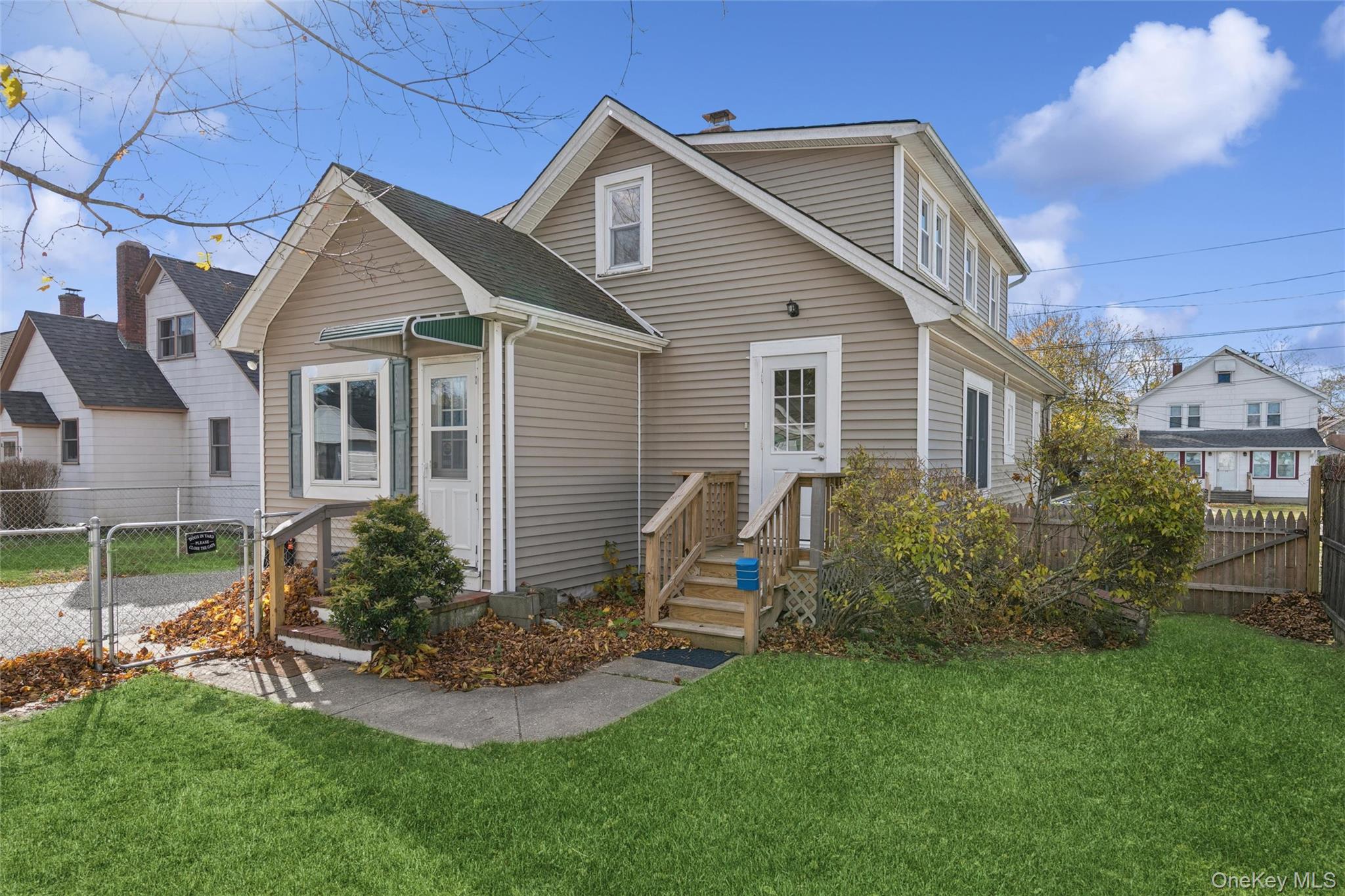 #7 photo, 374-376 Marcy Avenue, Riverhead , NY 11901