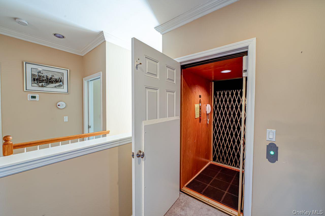 #7 photo, 22 Sonata Court, Lake Grove , NY 11755