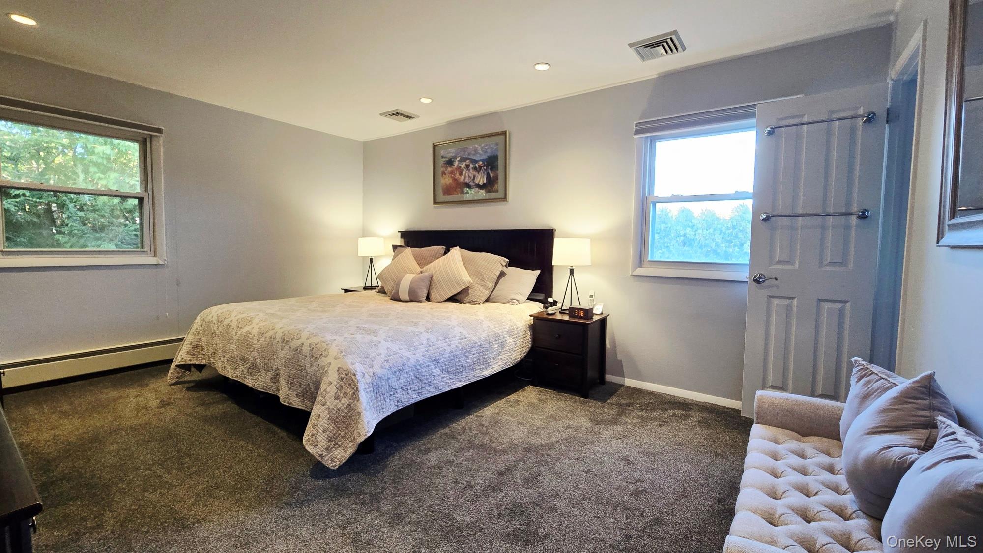 #11 photo, 34 Melanie Lane, Syosset , NY 11791