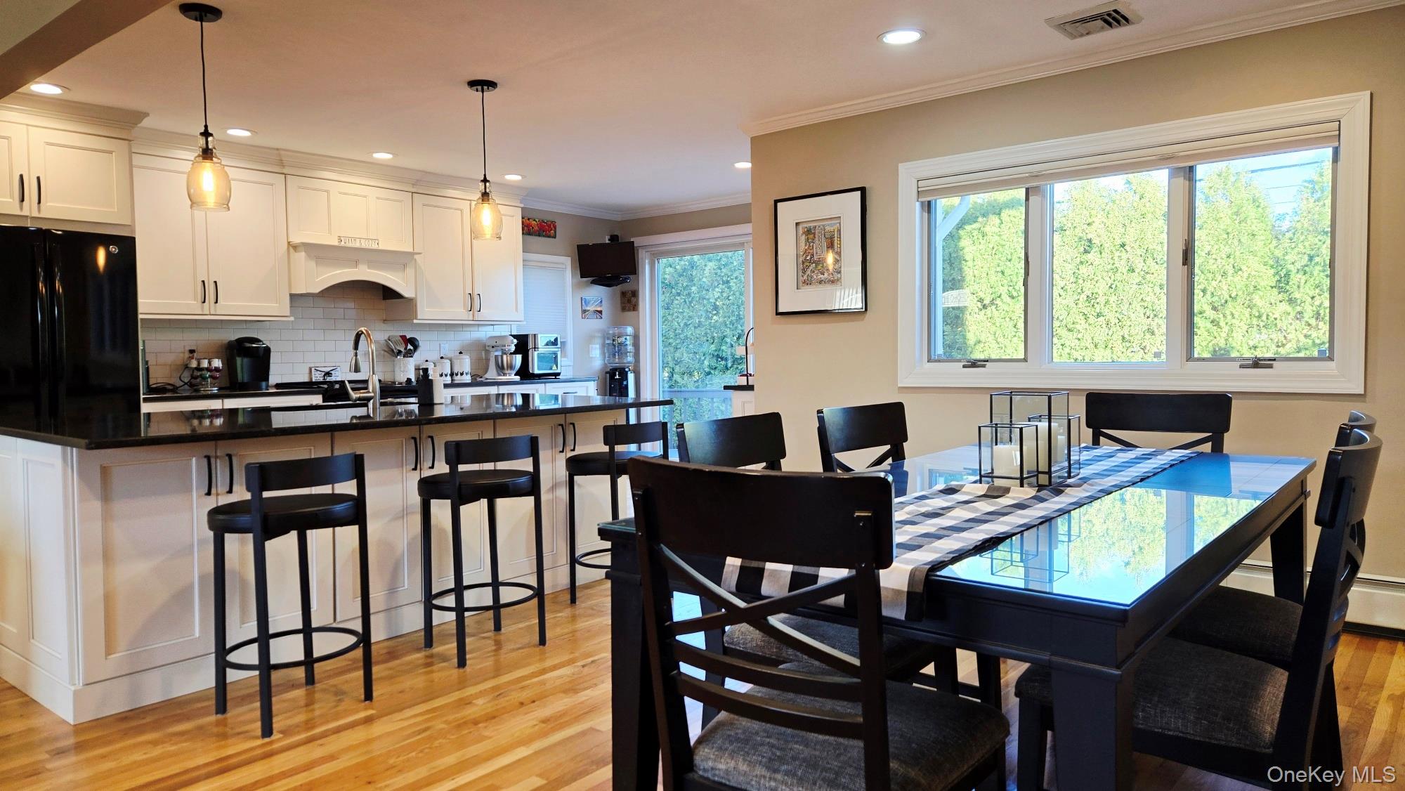 #9 photo, 34 Melanie Lane, Syosset , NY 11791