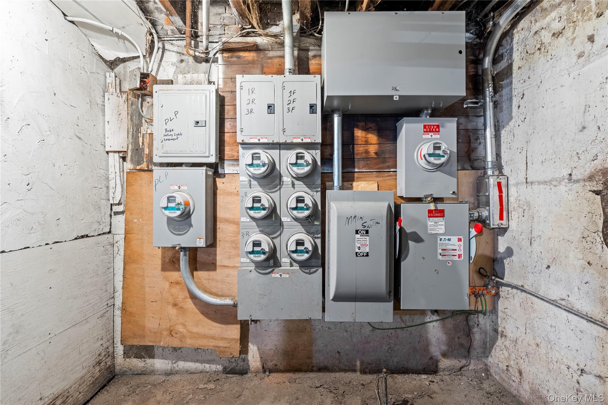 #16 photo, 170 Soundview Avenue, Bronx , NY 10473