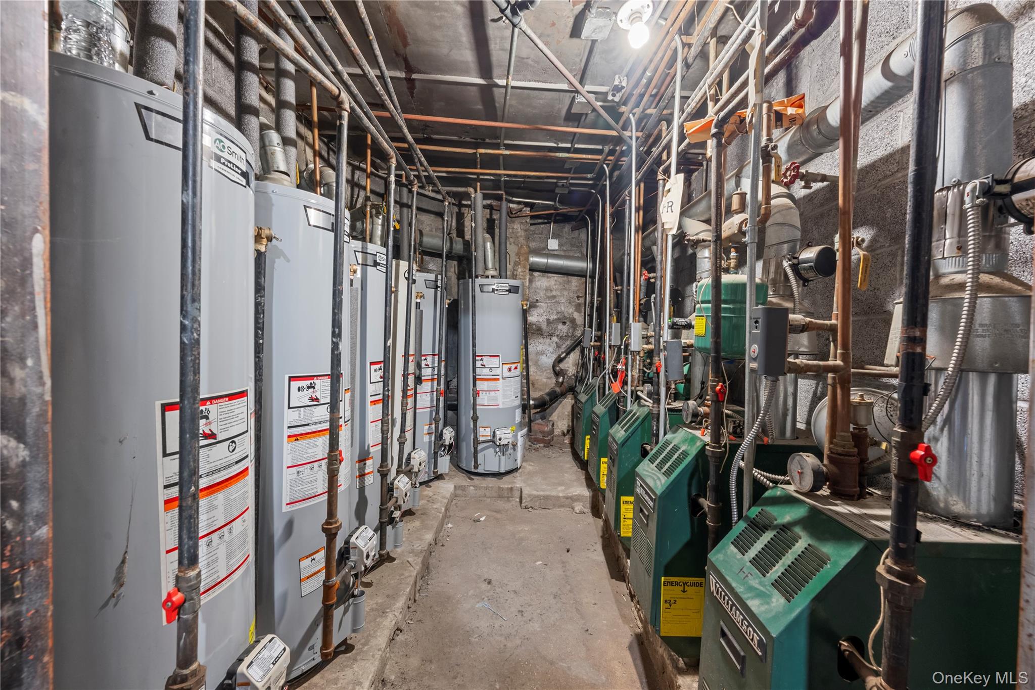 #18 photo, 170 Soundview Avenue, Bronx , NY 10473