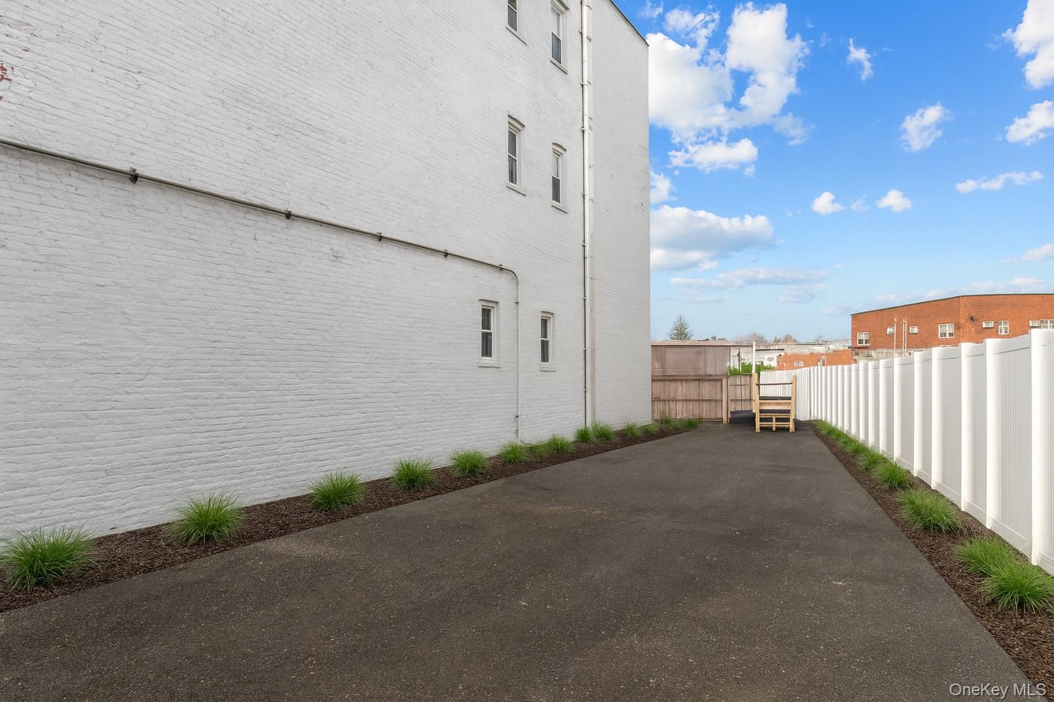 #20 photo, 170 Soundview Avenue, Bronx , NY 10473