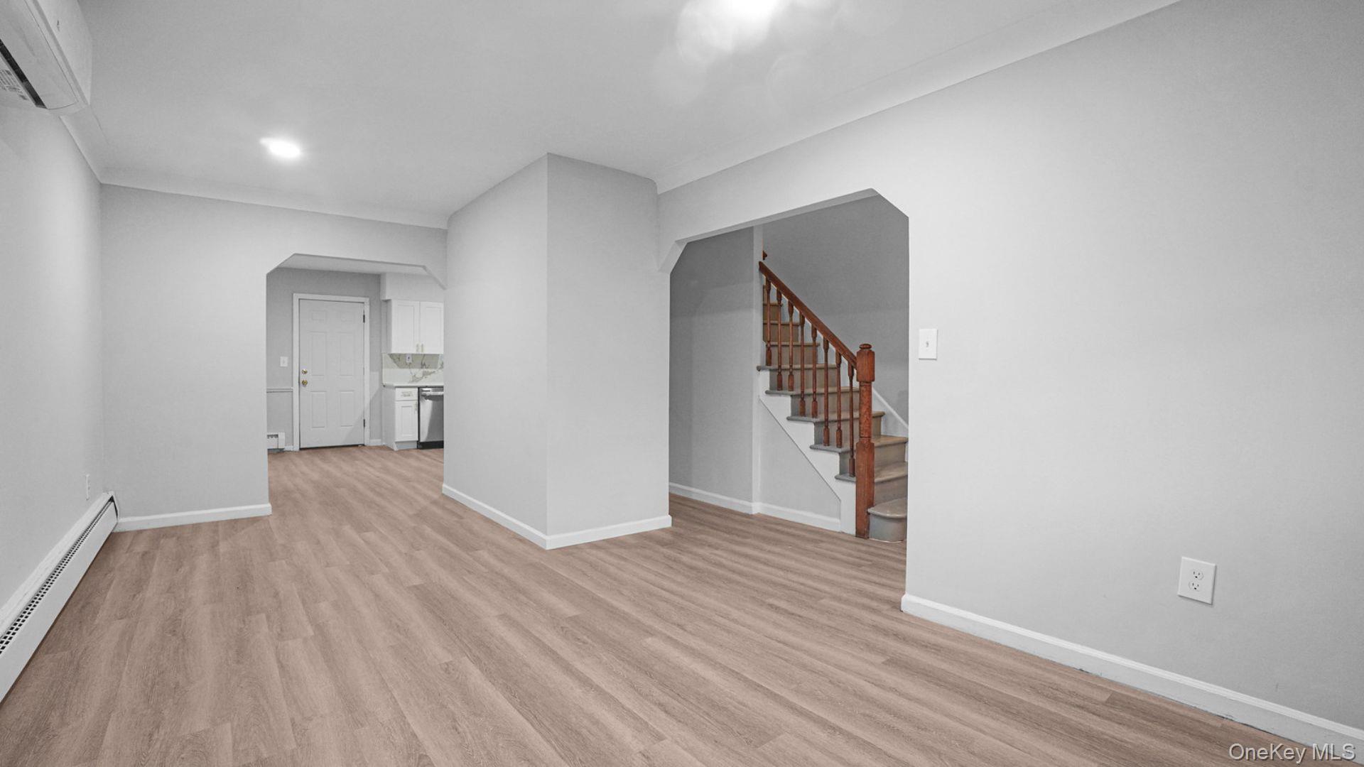 #8 photo, 836 E 229th Street, Bronx , NY 10466