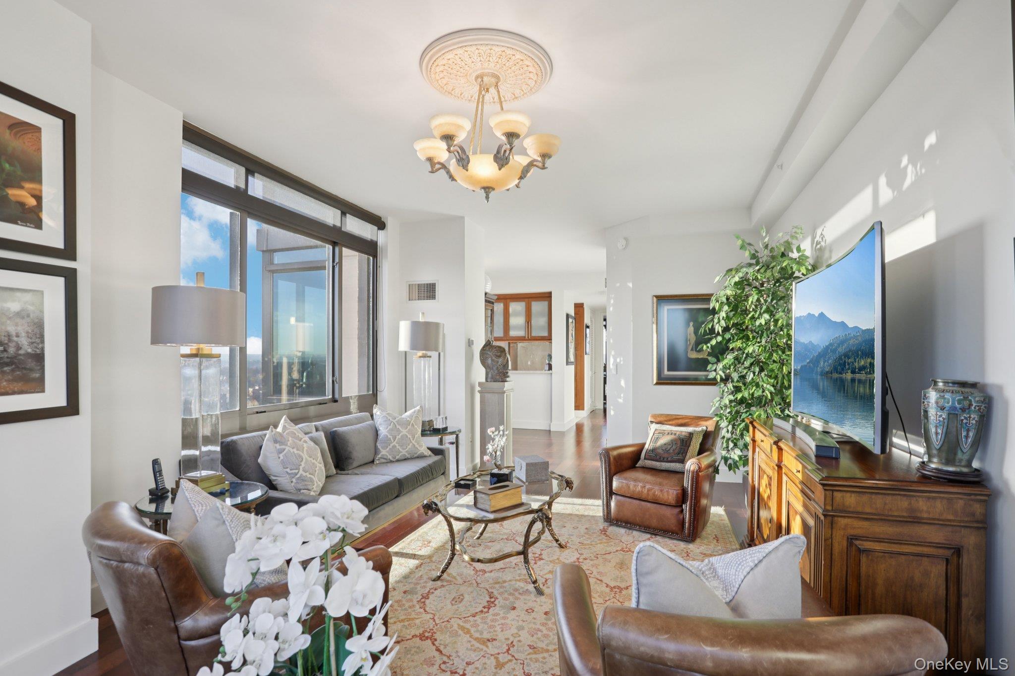 #10 photo, 175 Huguenot Street, New Rochelle , NY 10801