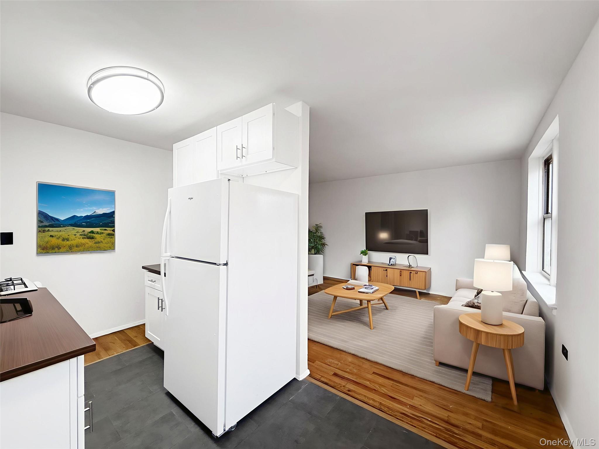 #3 photo, 2630 Kingsbridge Terrace, Bronx , NY 10463