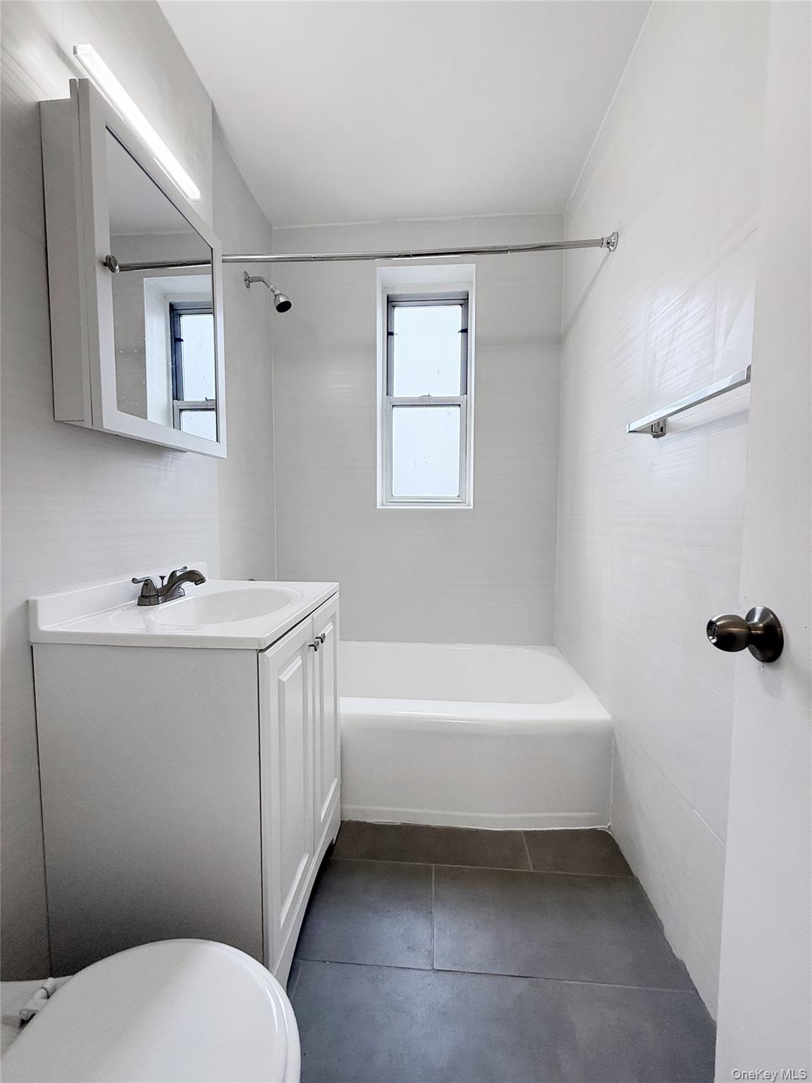 #8 photo, 2630 Kingsbridge Terrace, Bronx , NY 10463